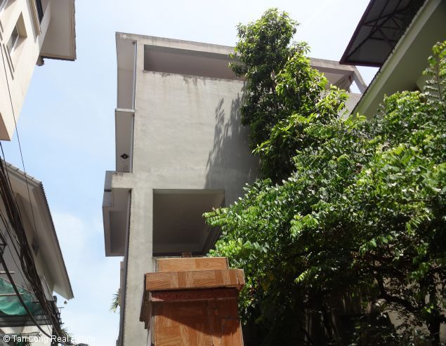 Nhà riêng 3 phòng ngủ tại Âu Cơ, quận Tây Hồ, Hà Nội cần cho thuê