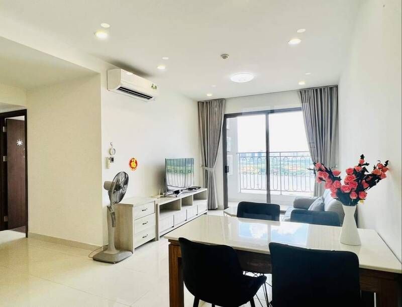 Cho thuê căn hộ 1 phòng ngủ tầng trung - DT: 31.35m2 chưa có đồ The Ninety Complex 90 Đường Láng