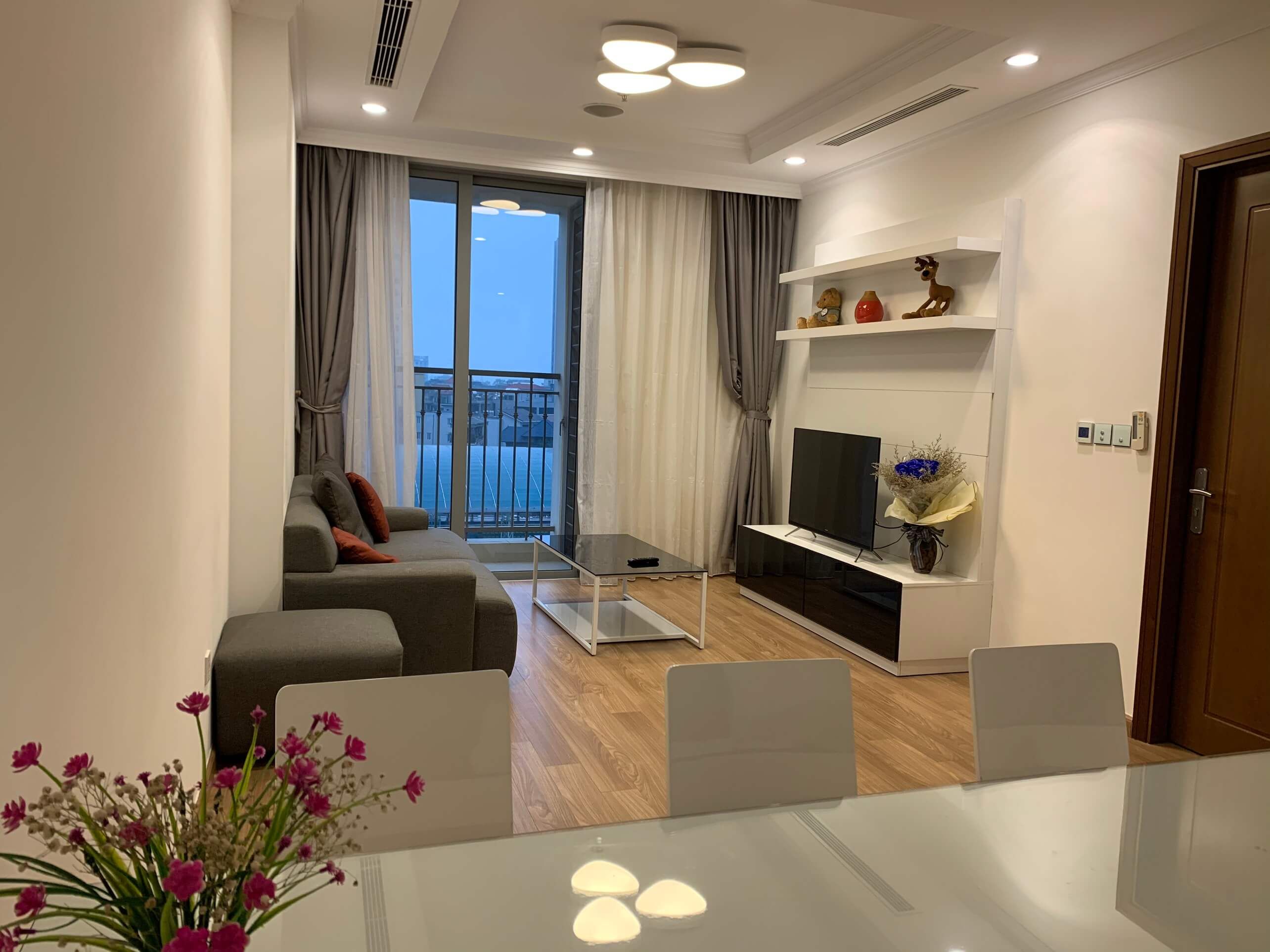 Cần bán căn 1 phòng ngủ đẹp nhất Vinhomes Times City tòa T4 hướng Bắc giá cực tốt