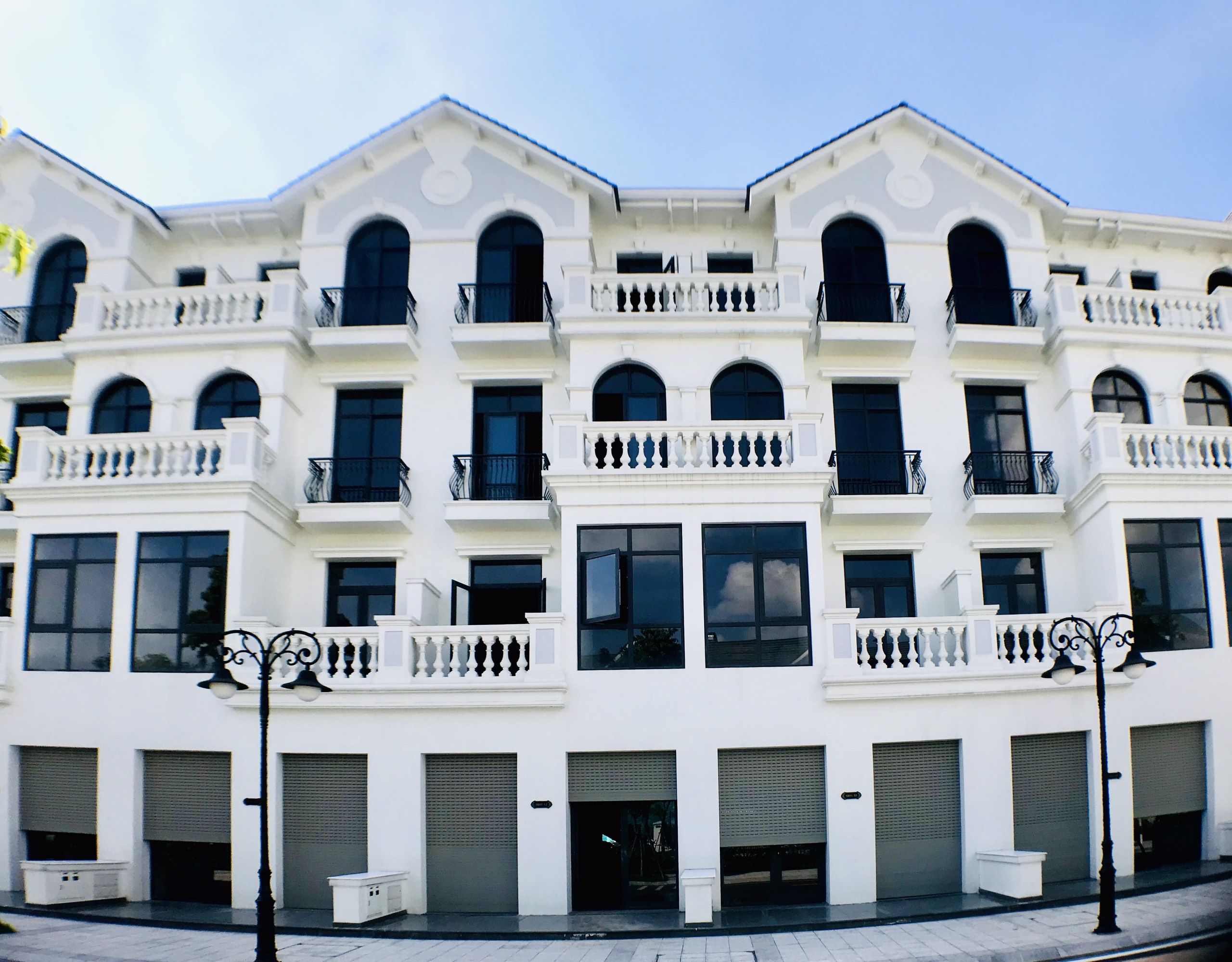Cần cho thuê shophouse căn góc khu Đảo Ngọc Vinhomes Ocean Park 3