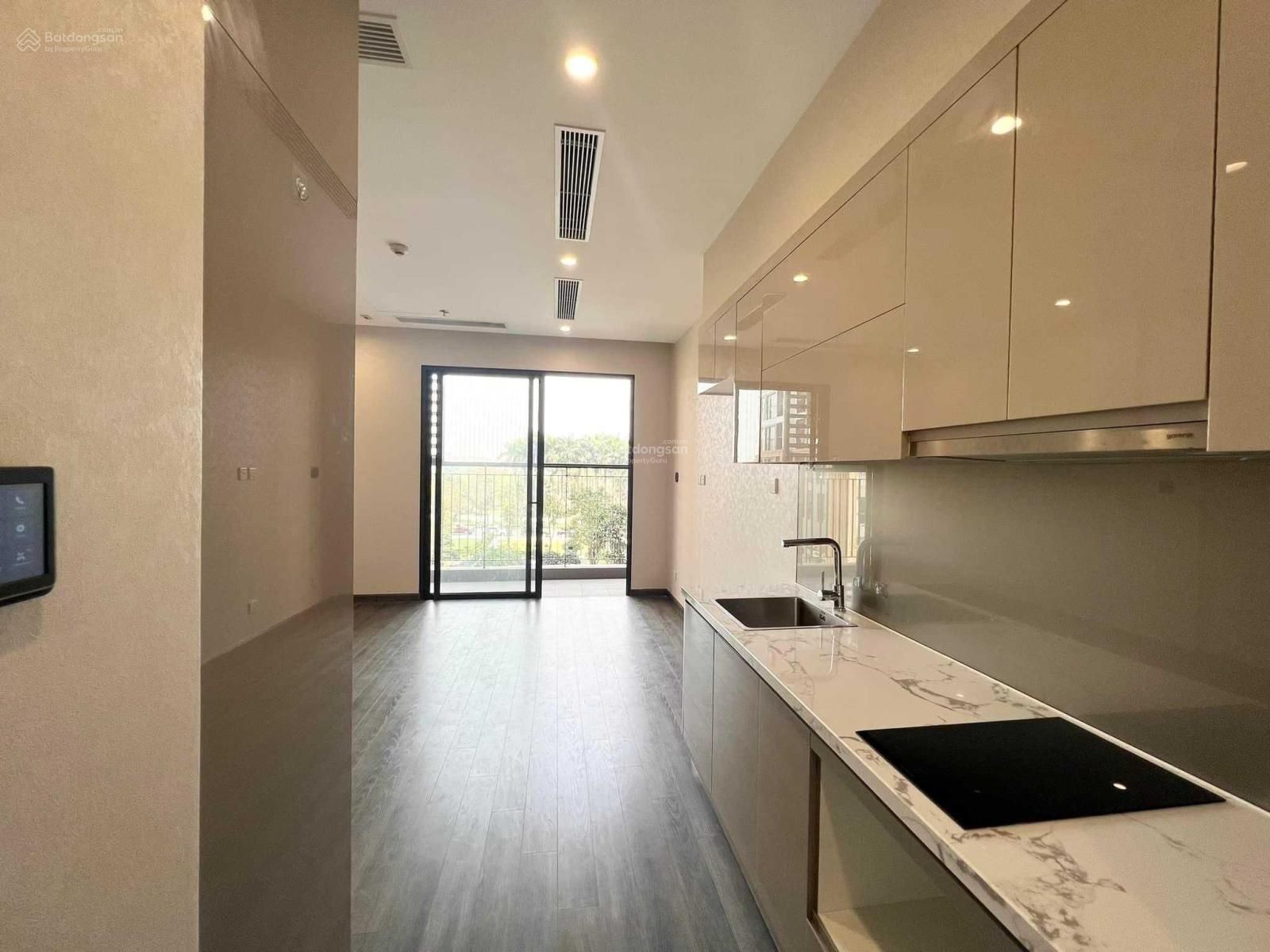 [HOT] Chuyển nhượng căn 1 phòng ngủ Vimeco Nguyễn Chánh giá tốt, hướng Nam - Hoàn thiện đẹp