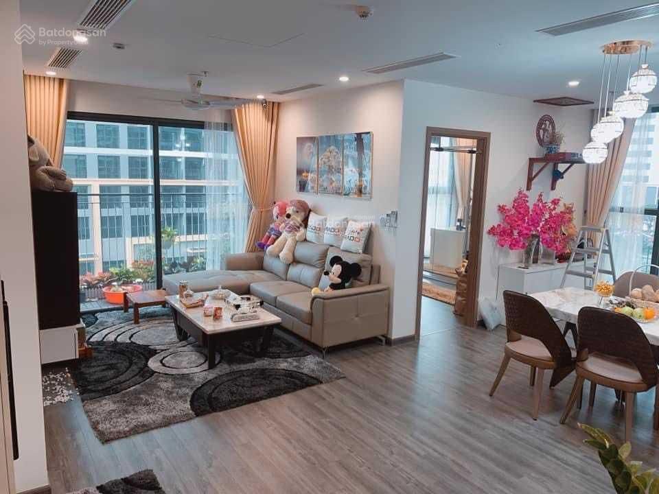 Bán gấp căn hộ 2 phòng ngủ Vimeco Nguyễn Chánh hướng chính Tây - DT: 92m2 hoàn thiện đẹp, giá tốt