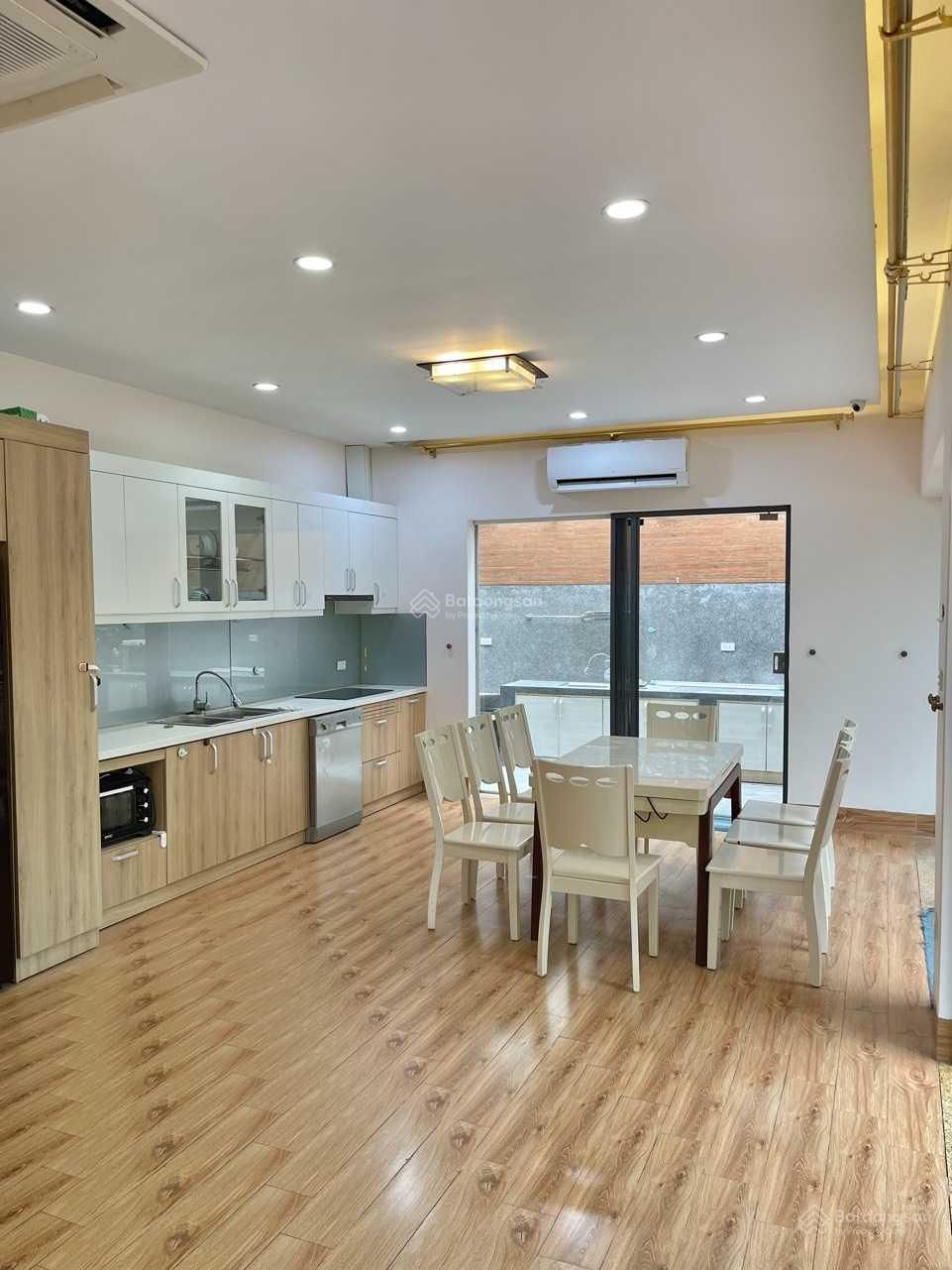 Cần bán chung cư 1 phòng ngủ 37.31m2 hướng Bắc view thành phố The Ninety Complex 90 Đường Láng