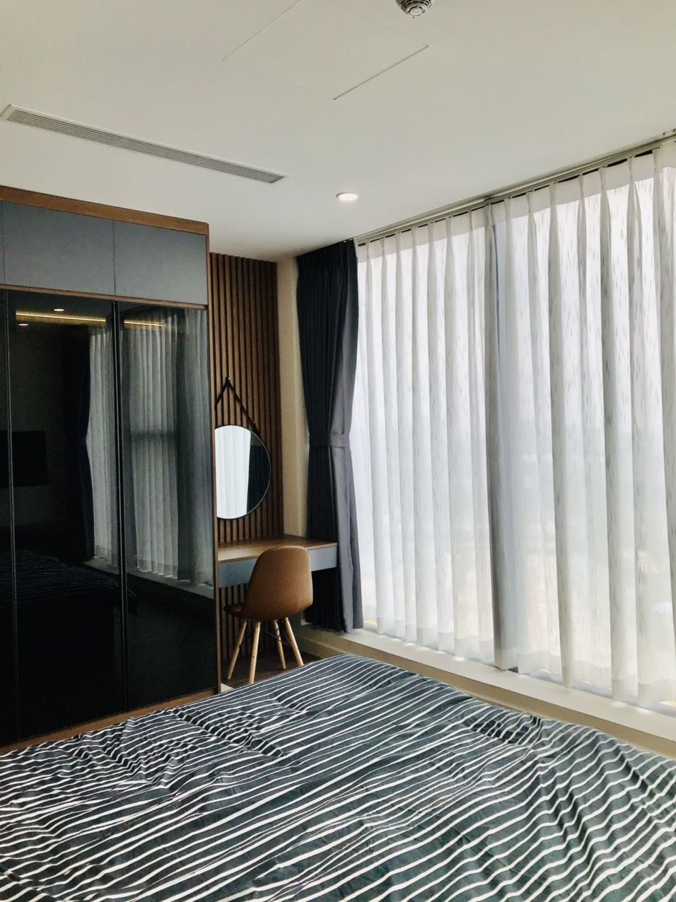 Chính chủ nhờ cho thuê căn hộ Sky 3 Sunshine Crystal River