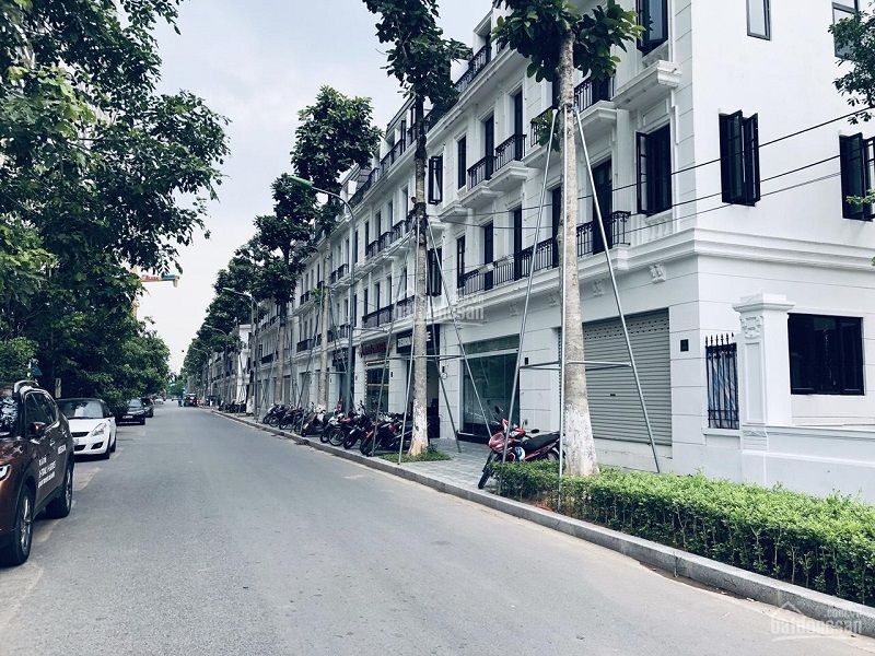 Bán shophouse 150m2, mặt tiền lớn, vừa ở vừa kinh doanh tại KĐT Ngoại Giao Đoàn