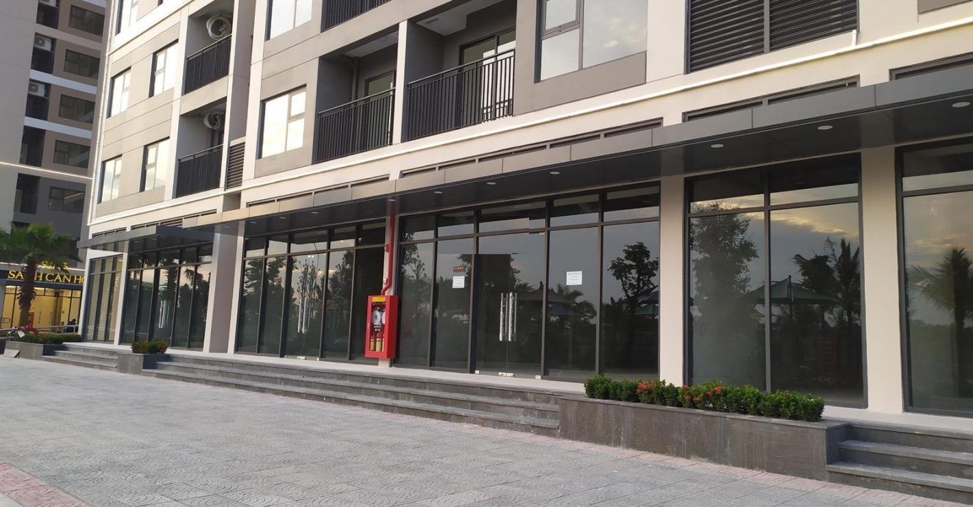 Cho thuê liền kề Mẫu Đơn diện tích 90m2 Vinhomes Star City hướng Đông, chưa nội thất - Sân rộng