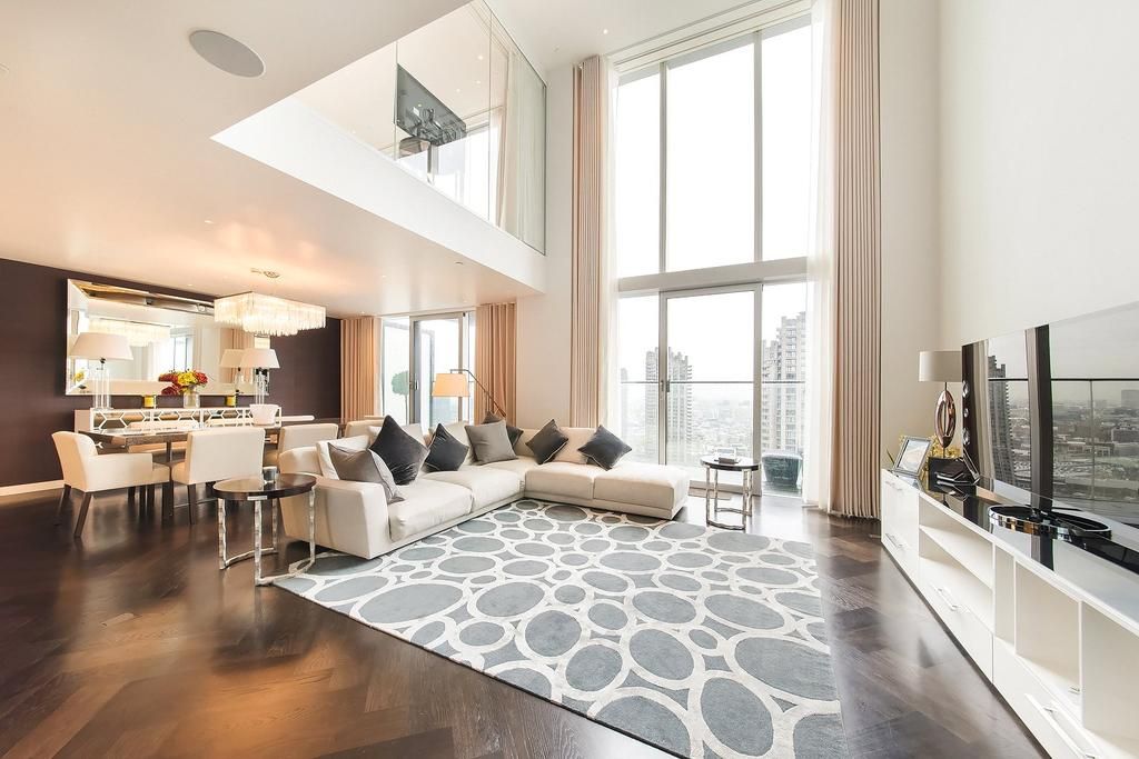 Bán căn hộ Sky Villa Vinhomes Metropolis - Diện tích: 279.9m2 - Hoàn thiện nội thất sang trọng