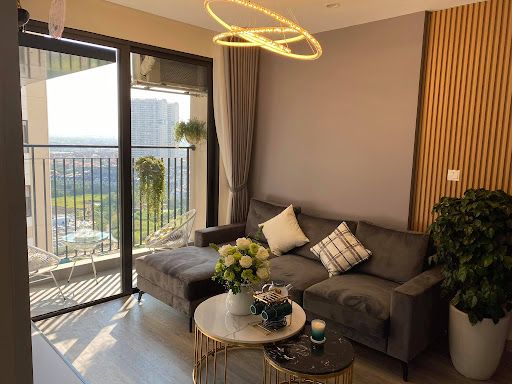 Cần bán căn studio CT2 East Hà Nội Skyline Cổ Linh giá ưu đãi, tầm trung, full đồ, view đẹp