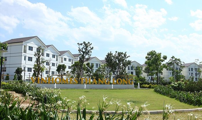 Cần cho thuê gấp biệt thự đơn lập Vinhomes Thăng Long hướng Tây, 240m2 nội thất sang trọng