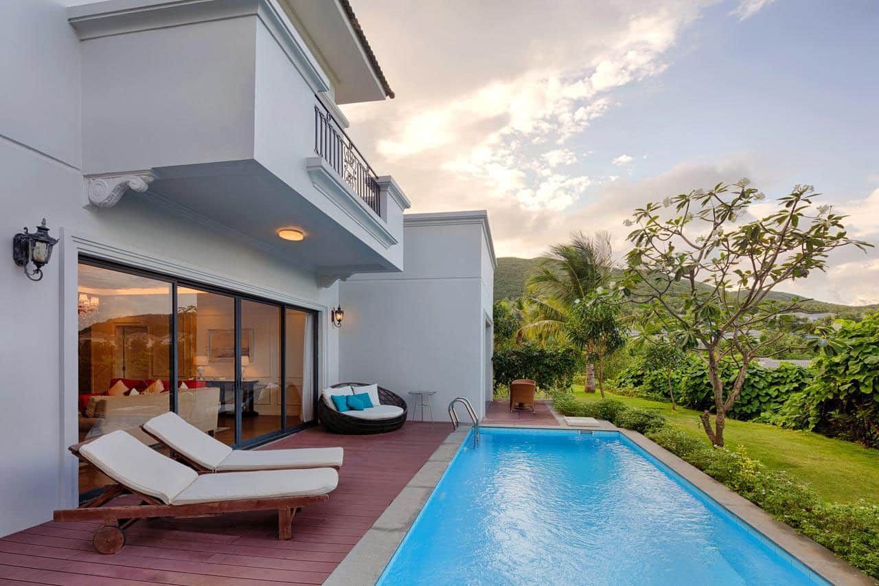 Mua biệt thự đơn lập Tây Bắc nội thất sang trọng - Hồ bơi riêng vài bước ra biển Vinhomes Nha Trang