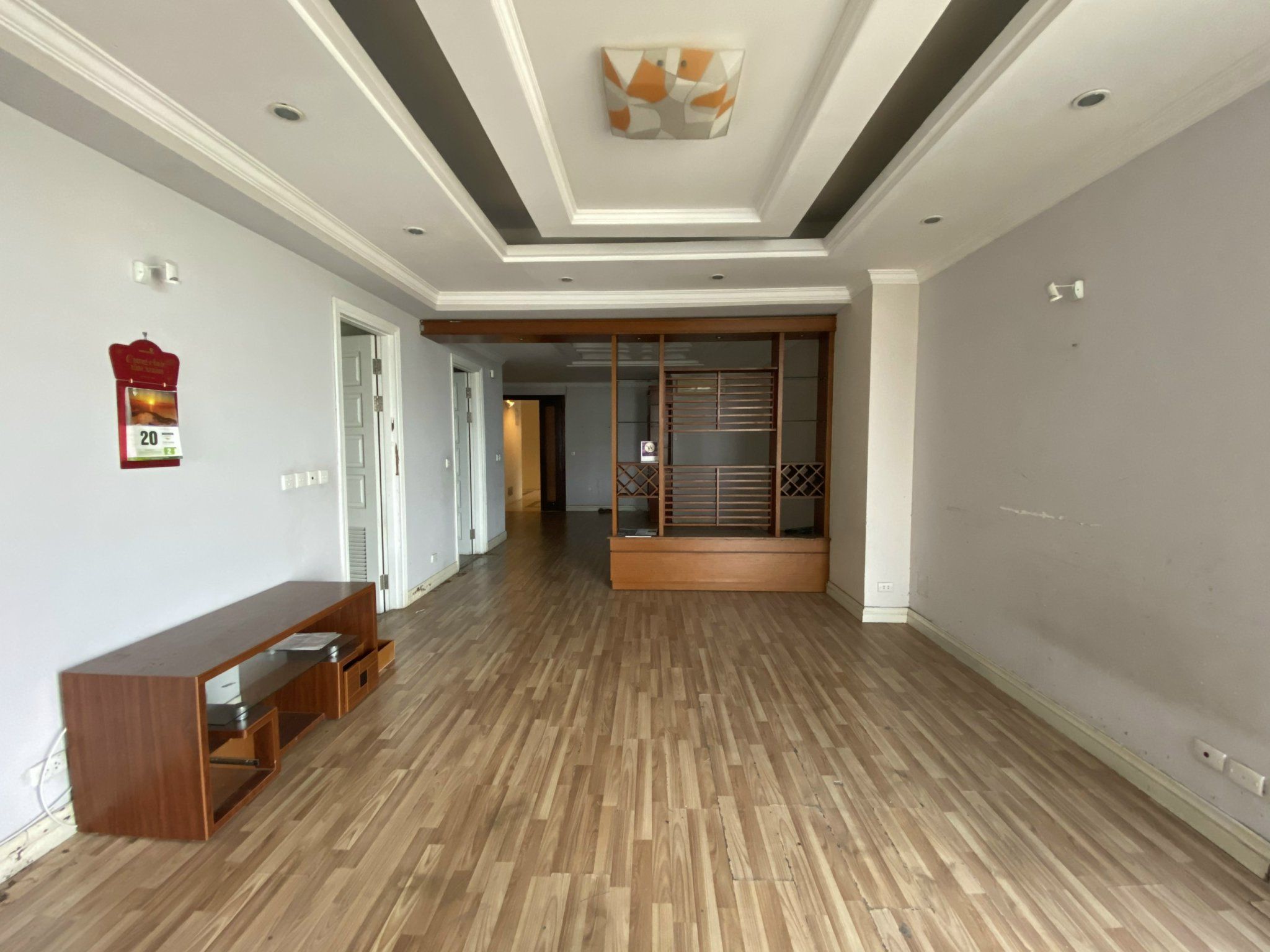 Cần bán căn hộ 3 phòng ngủ, ban công Đông Bắc tòa E4 Ciputra