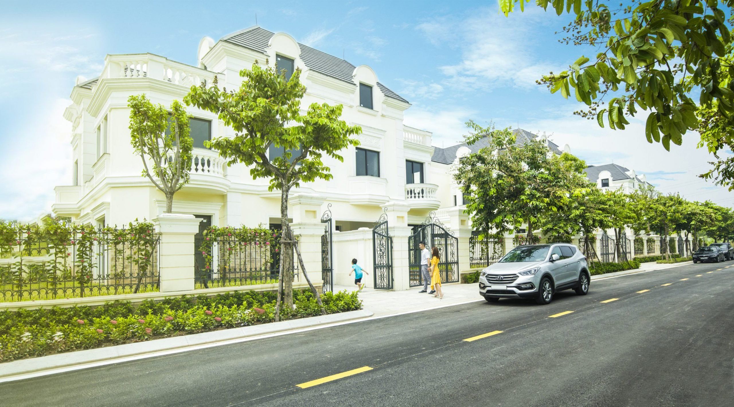 Bán nhà liền kề An Lạc Green Symphony hướng chính Bắc 200m2/5PN view vườn hoa, bàn giao thô