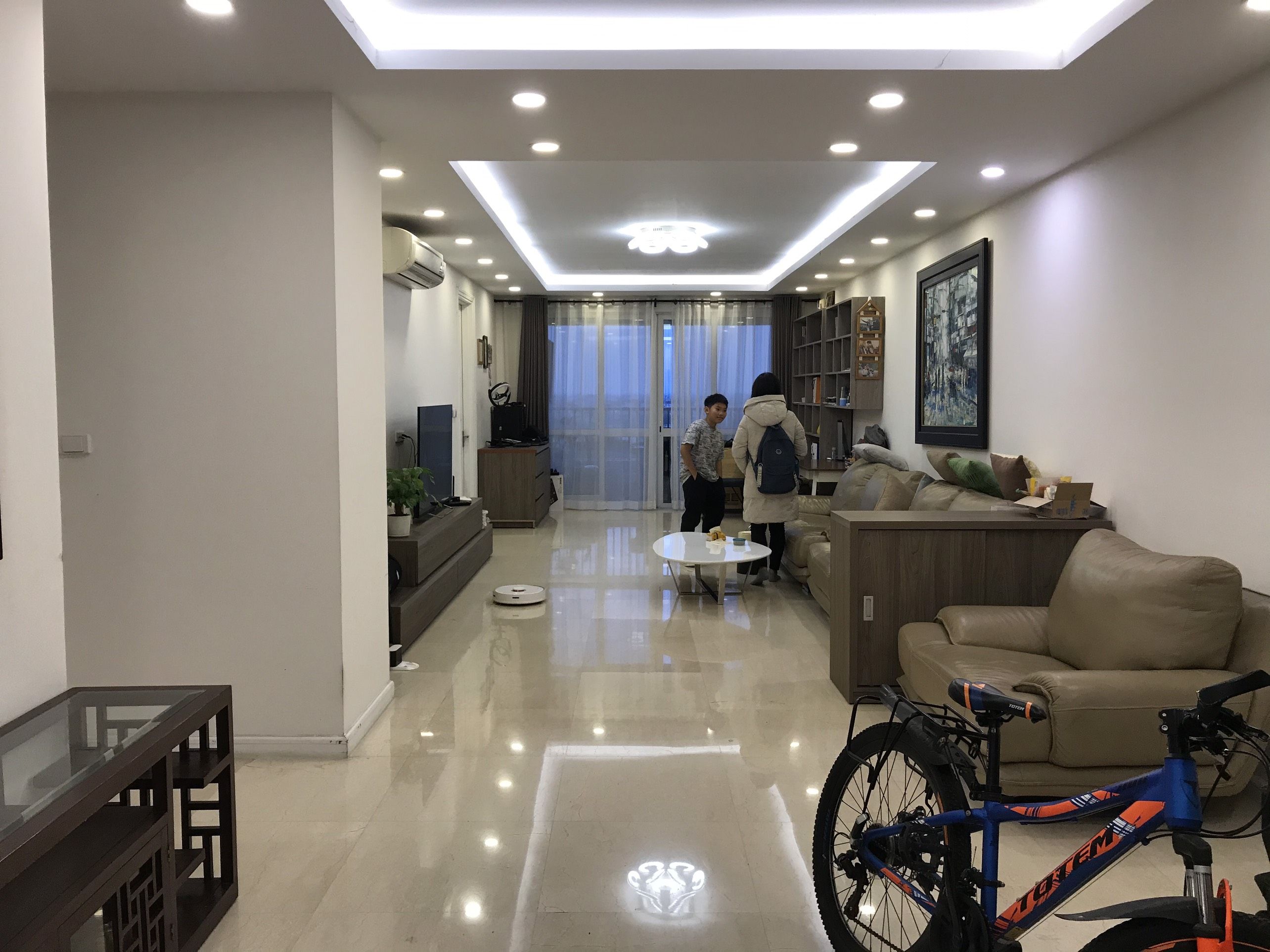 Chính chủ bán gấp căn hộ 145m2, 3 phòng ngủ tòa P2 Ciputra, quận Tây Hồ