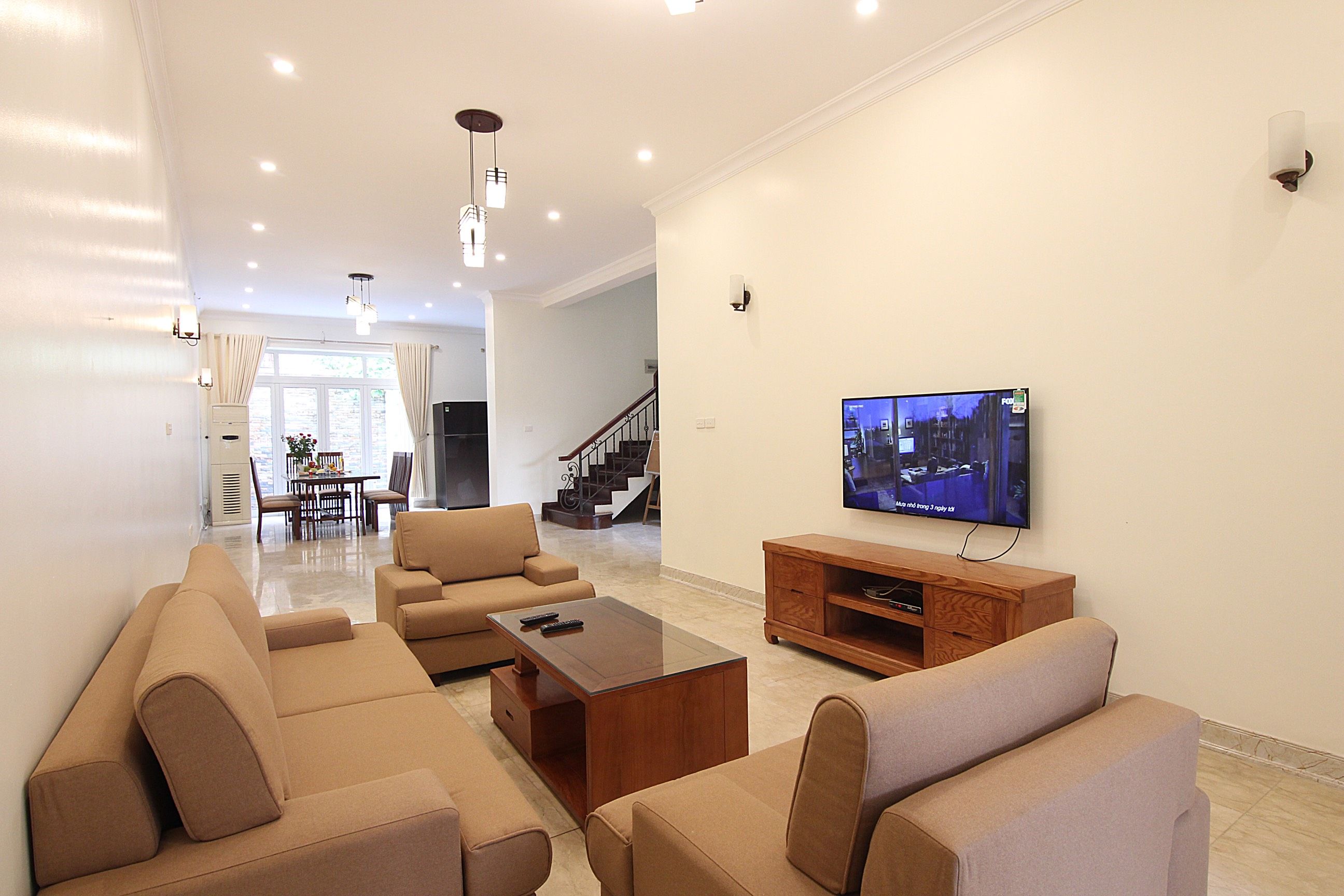 Bán biệt thự Ciputra, quận Tây Hồ, Hà Nội.