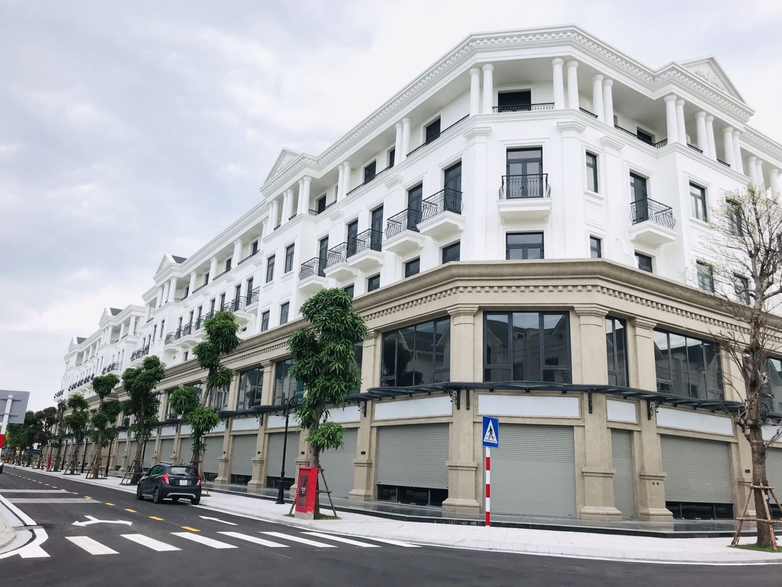 Chính chủ cho thuê căn shophouse duy nhất đối diện công viên trung tâm Vinhomes Ocean Park 3