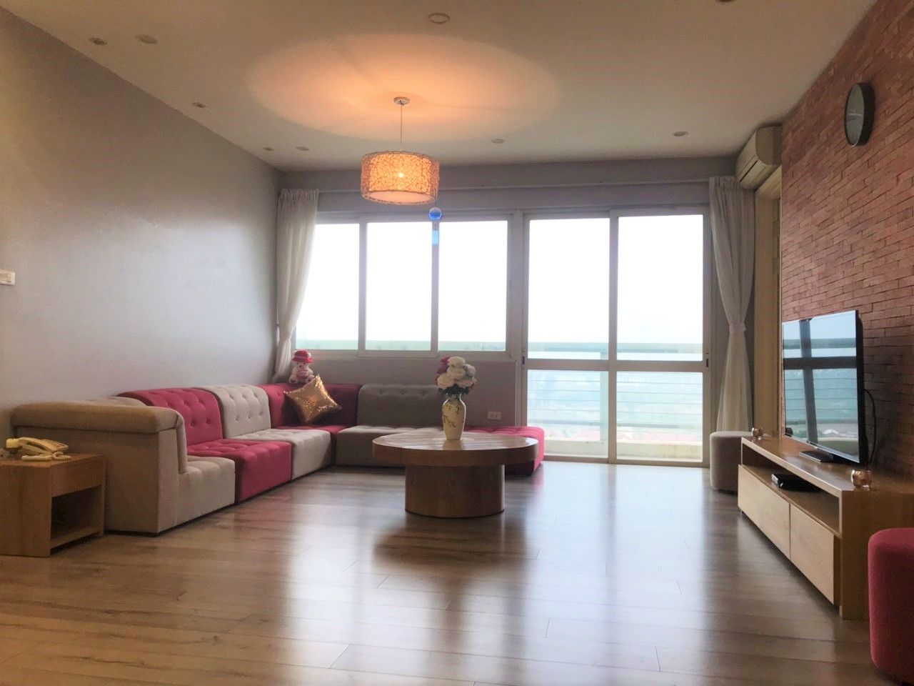 Chung cư 150m2, 4 phòng ngủ, không đồ bán tại E5 Ciputra, quận Tây Hồ