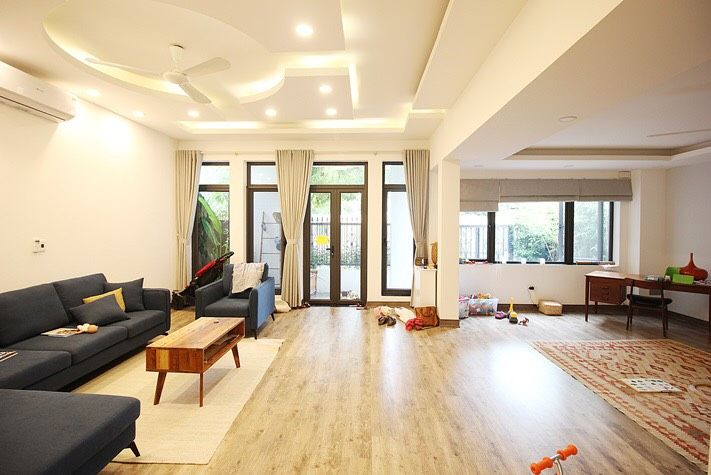 Cần bán gấp biệt thự 198m2, 4 phòng ngủ tại khu C2, Ciputra, quận Tây Hồ