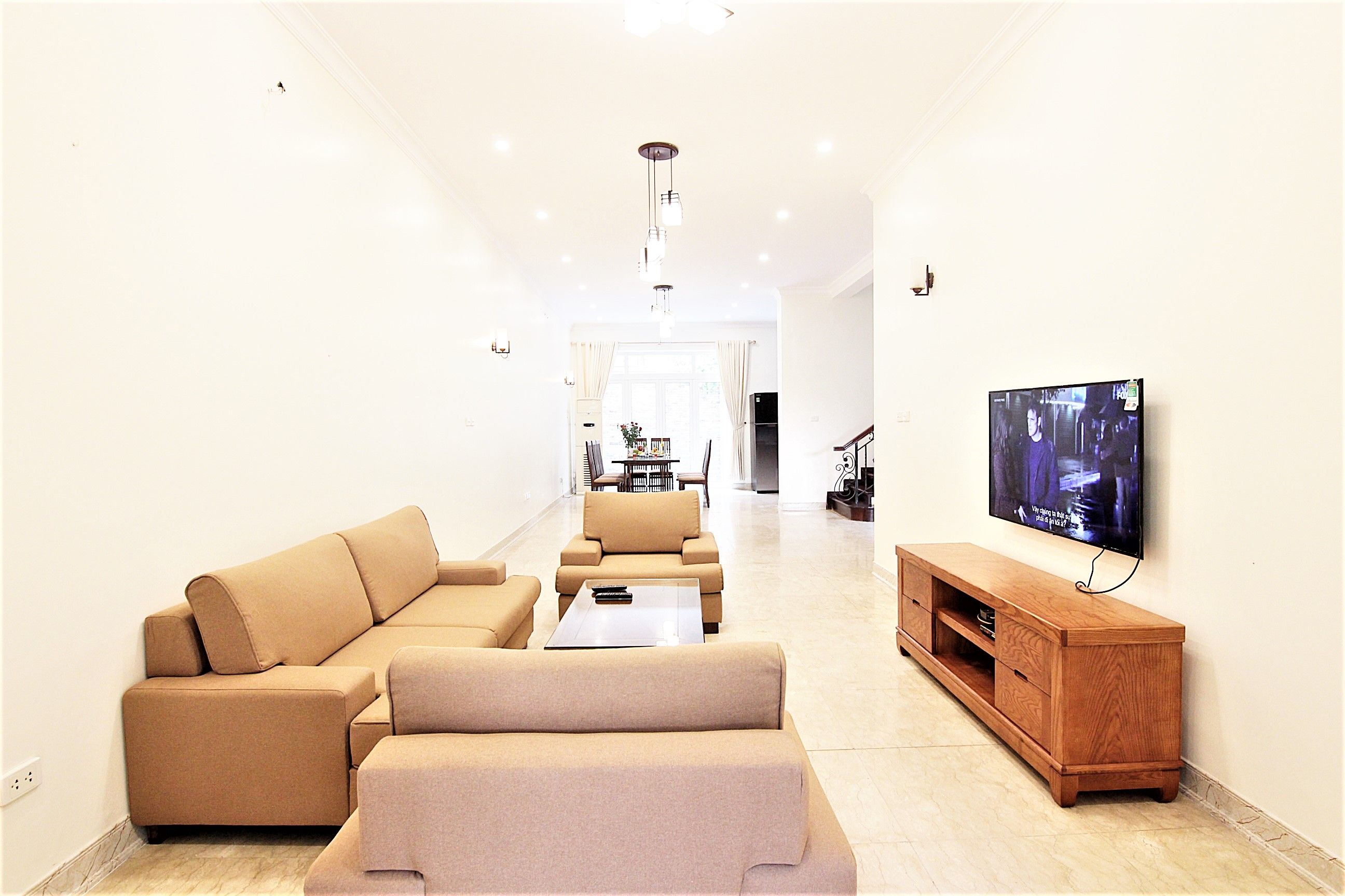 Biệt thự khu T Ciputra đồ cơ bản DT 140m2/4PN hướng ĐB chính chủ - Nhận nhà ngay