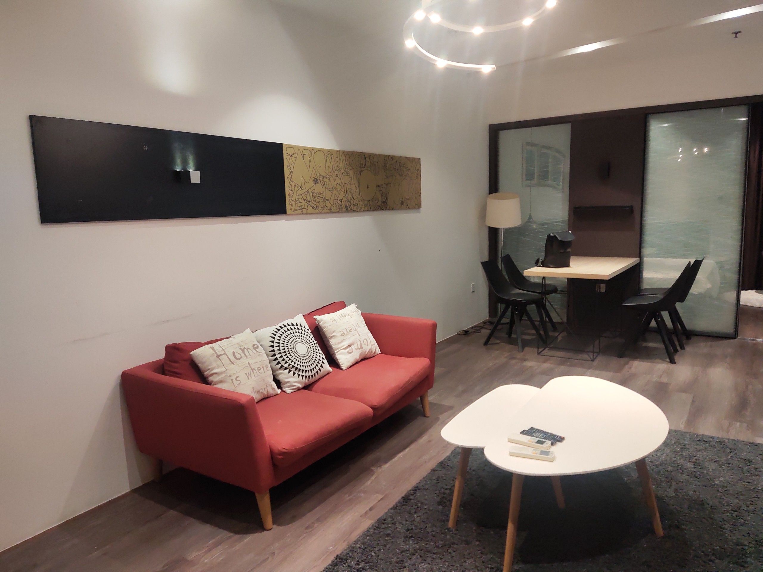 Bán căn hộ chung cư Vinhomes Nguyễn Chí Thanh Đống Đa 48.2m2/1PN Đủ đồ
