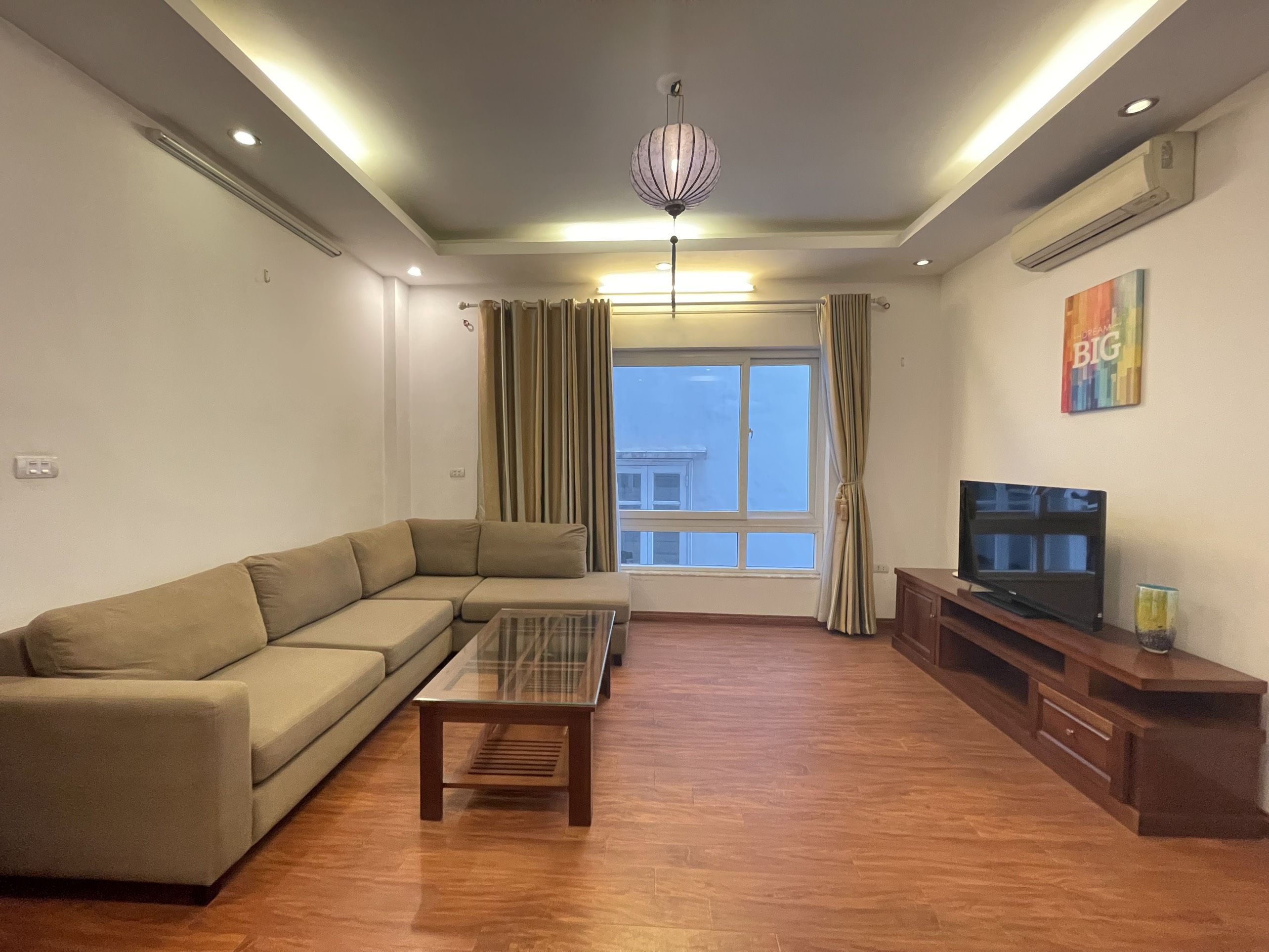Cho thuê căn hộ dịch vụ phố Từ Hoa 2PN/75m Full đồ Chủ dễ tính Đầy đủ dịch vụ Vào ở ngay