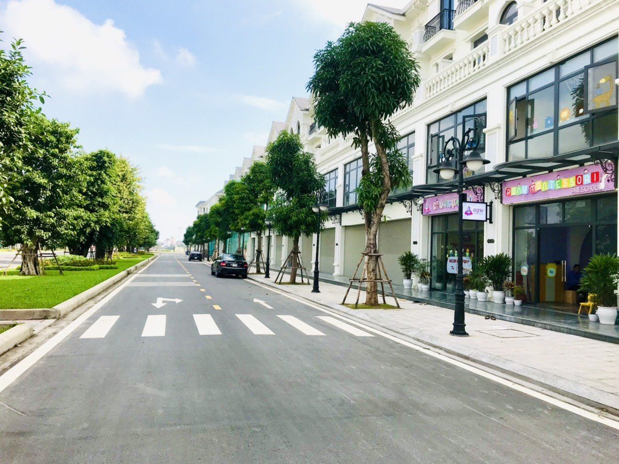 Bán shophouse nhà phố 70m2 x 4 tầng 1 tum view vườn hoa tại Vinhomes Ocean Park