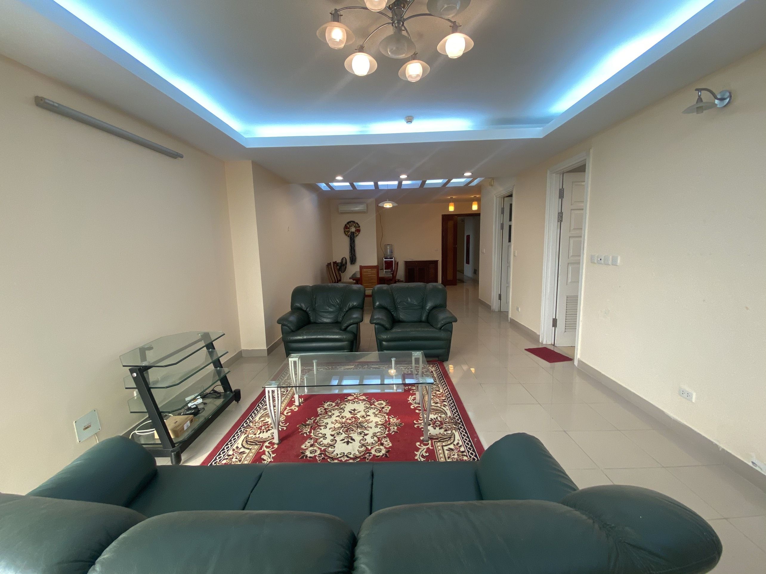 Cần bán căn hộ 142m2, hướng Đông Nam tại E5 Ciputra, quận Tây Hồ