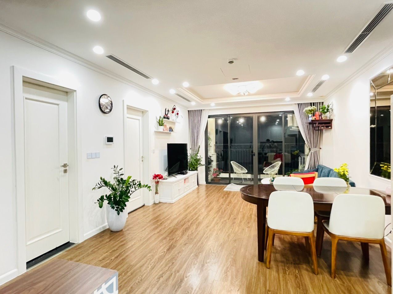 Bán căn hộ Sunshine Riverside, 82m2, 2 ngủ, 2wc,view sông Hồng, có sổ