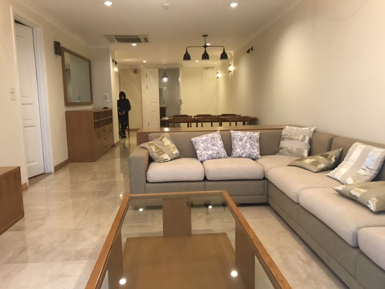 Cần bán căn hộ 145m2, 3 phòng ngủ tòa P2 Ciputra, quận Tây Hồ