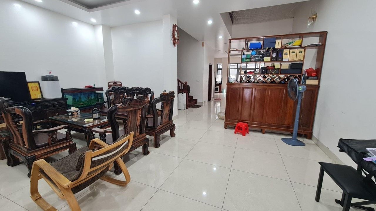Cho thuê Biệt thự nhà vườn khu Phong Lan 168m2 tại Vinhomes The Harmony