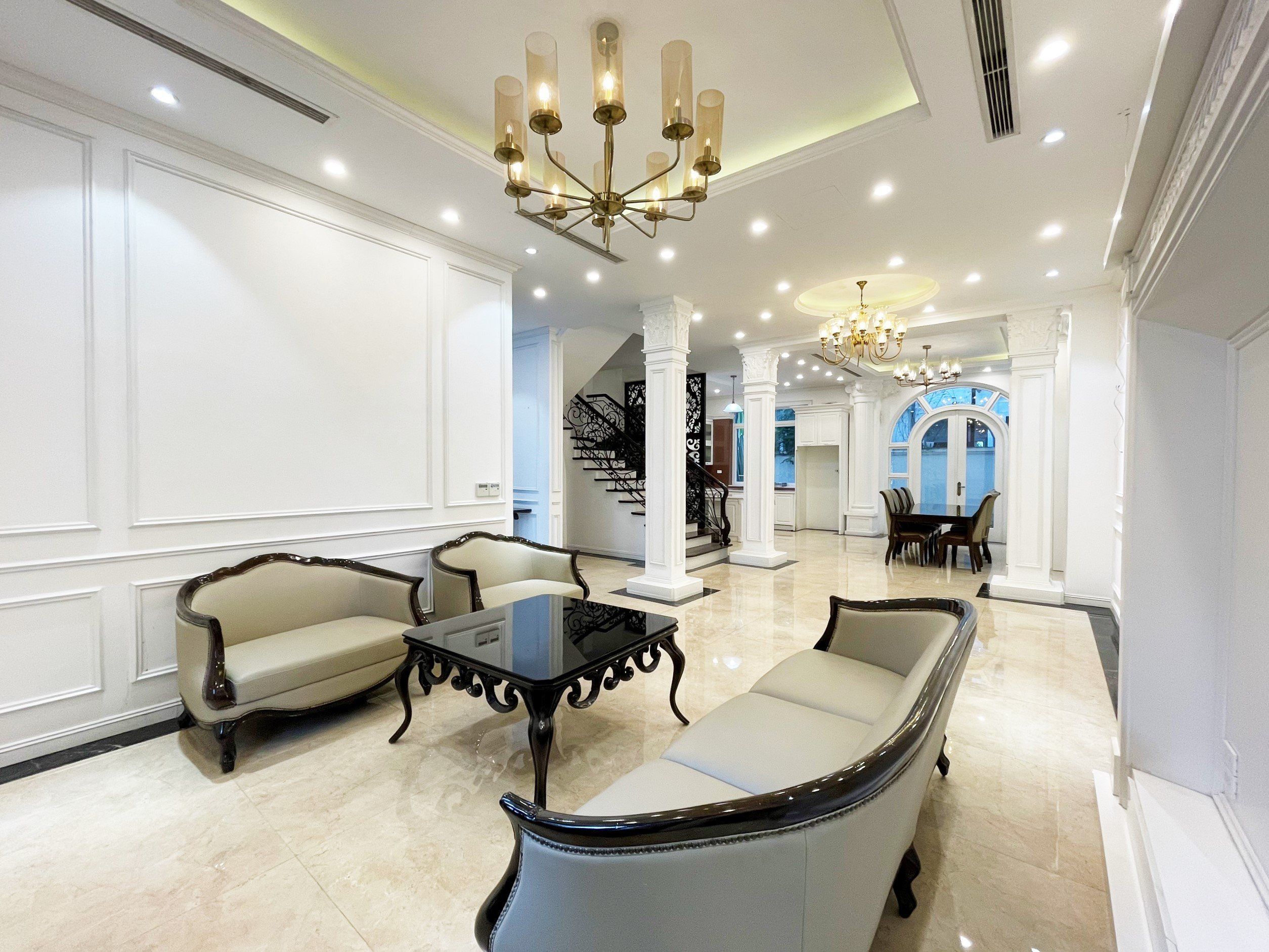 Bán Biệt thự nhà vườn khu Nguyệt Quế 154m2 hoàn thiện full nội thất tại Vinhomes The Harmony