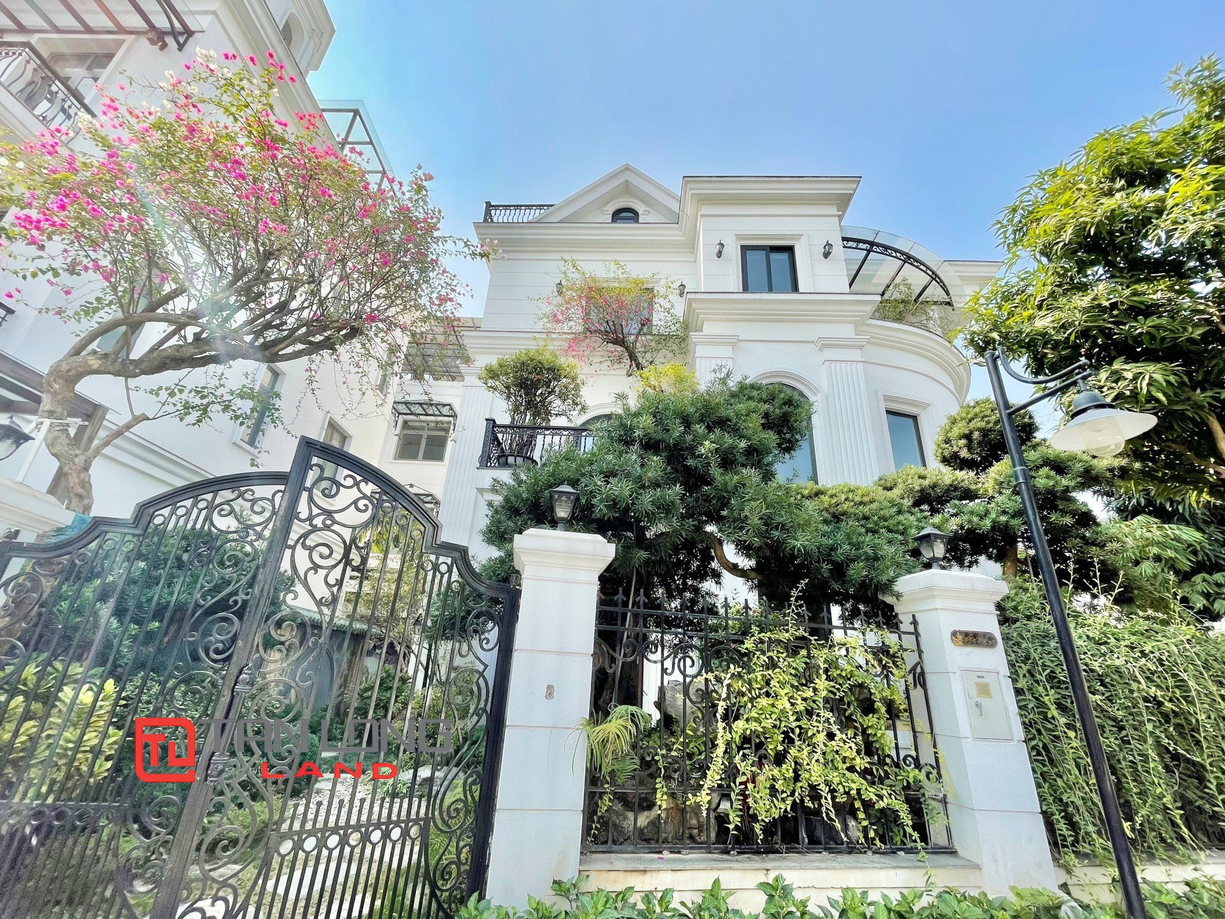 Bán Biệt thự Đơn lập lô góc hướng Tây Bắc - Đông Bắc tại Vinhomes The Harmony
