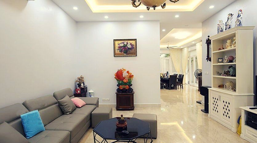 Bán nhanh biệt thự 5PN/180m2 sân vườn rộng, full đồ tại T7 Ciputra Hà Nội