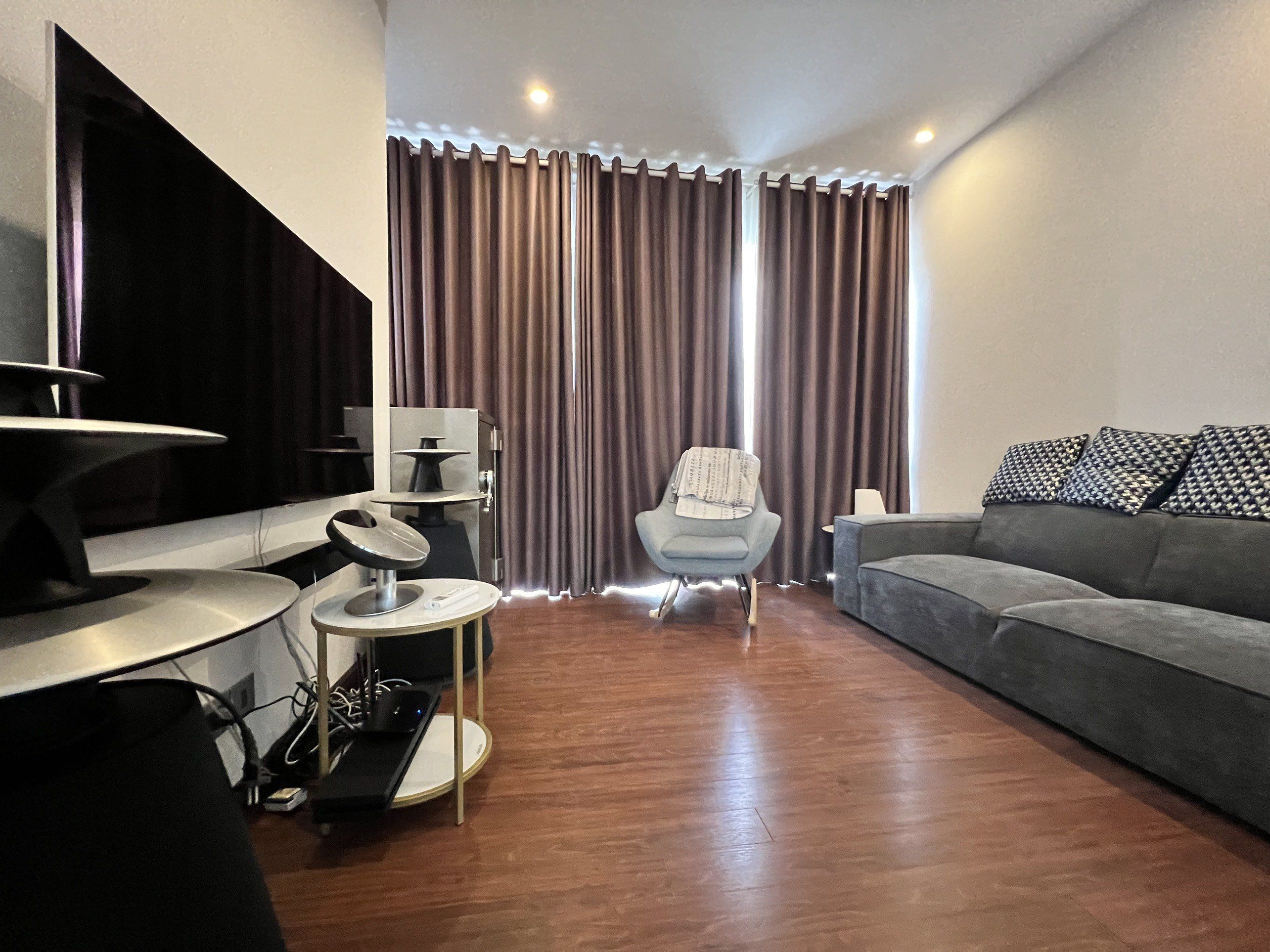 Cho thuê biệt thự khu Q Ciputra, diện tích 400m2, thiết ké 6PN, sân vườn rộng