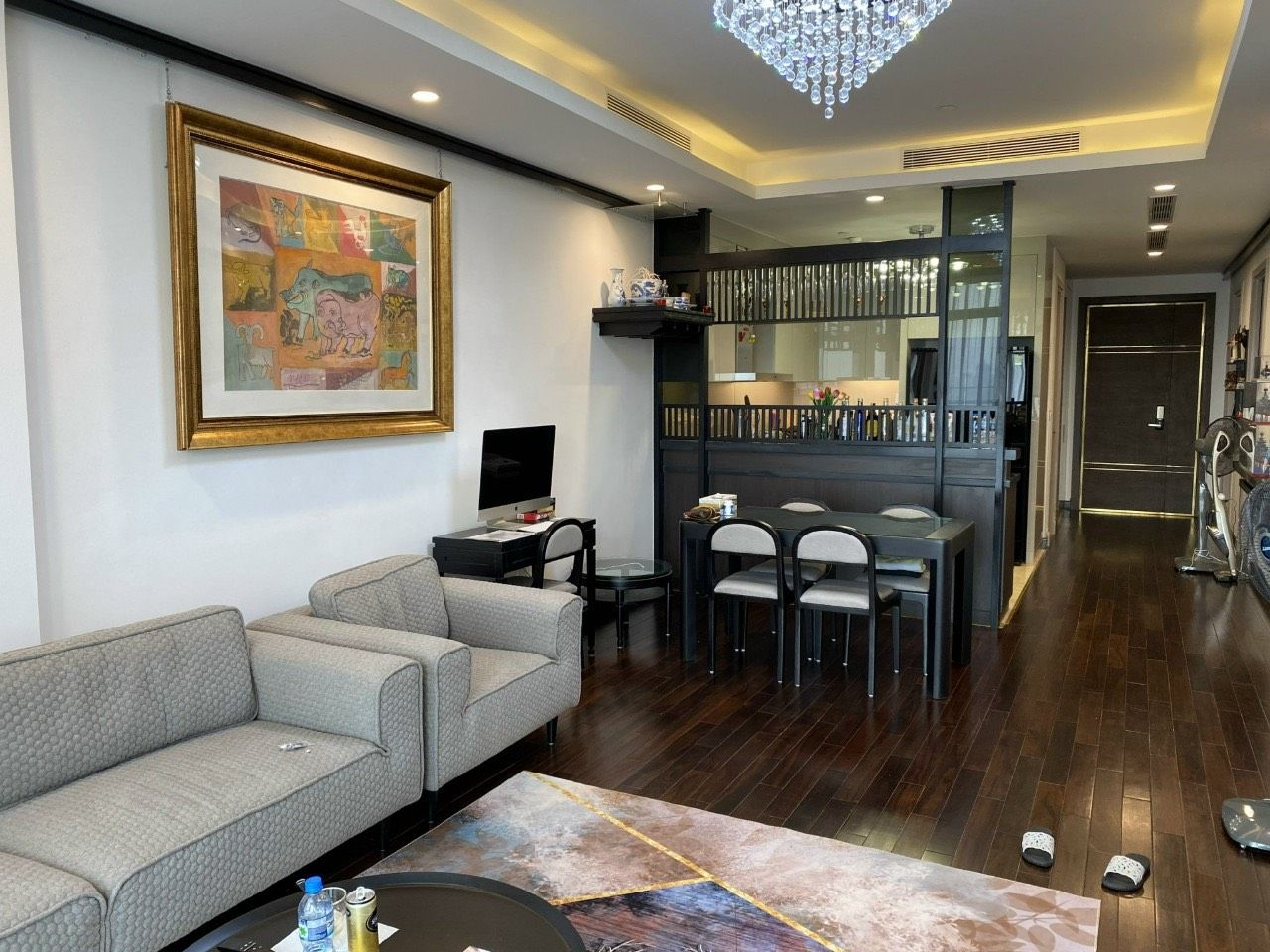 Cần bán nhanh căn hộ 3PN/123m2 tầng cao full đồ tại S2A Sun Grand City