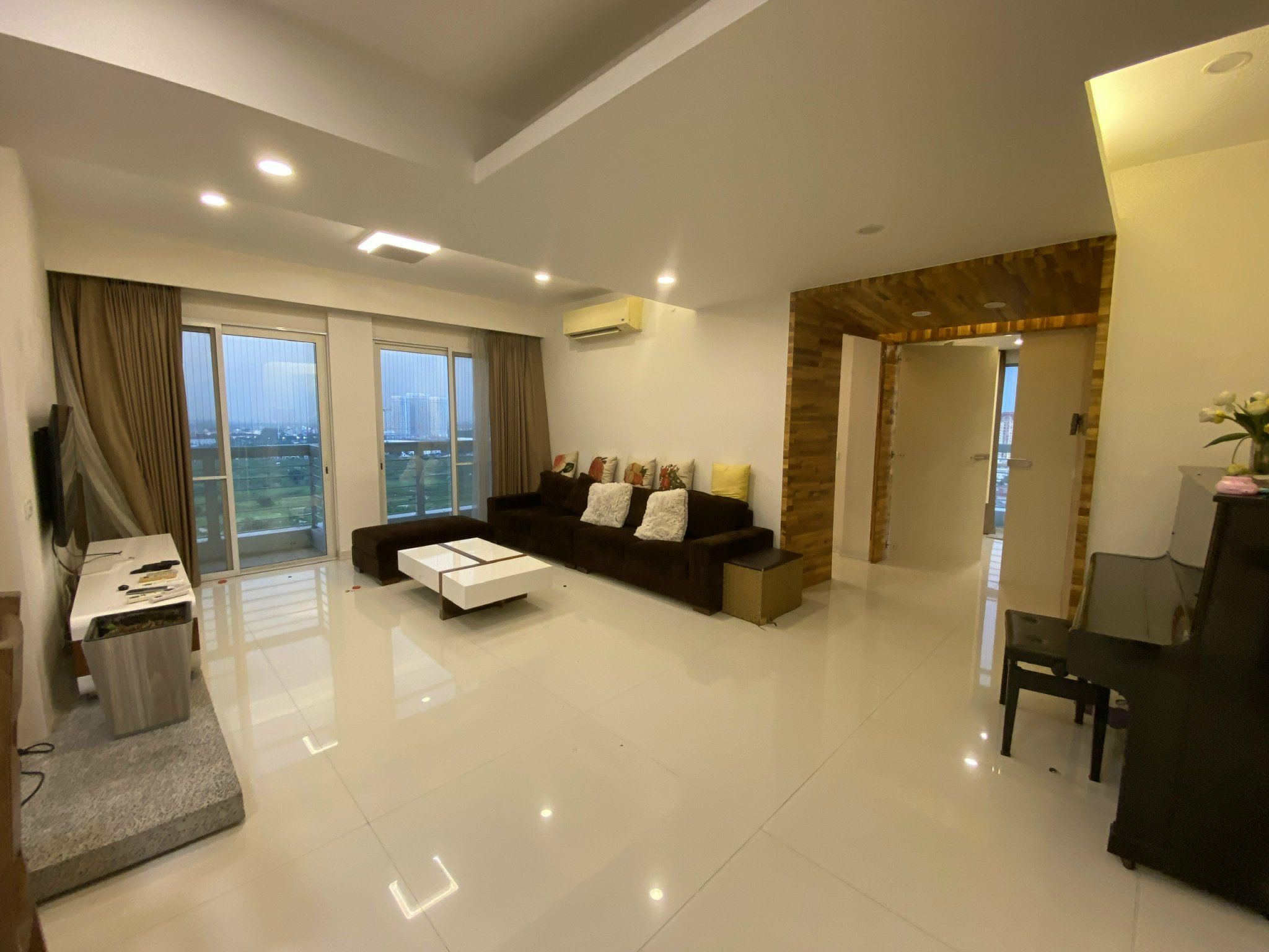 Chính chủ cần bán chung cư 153m2 tòa E5 tại Ciputra, quận Tây Hồ