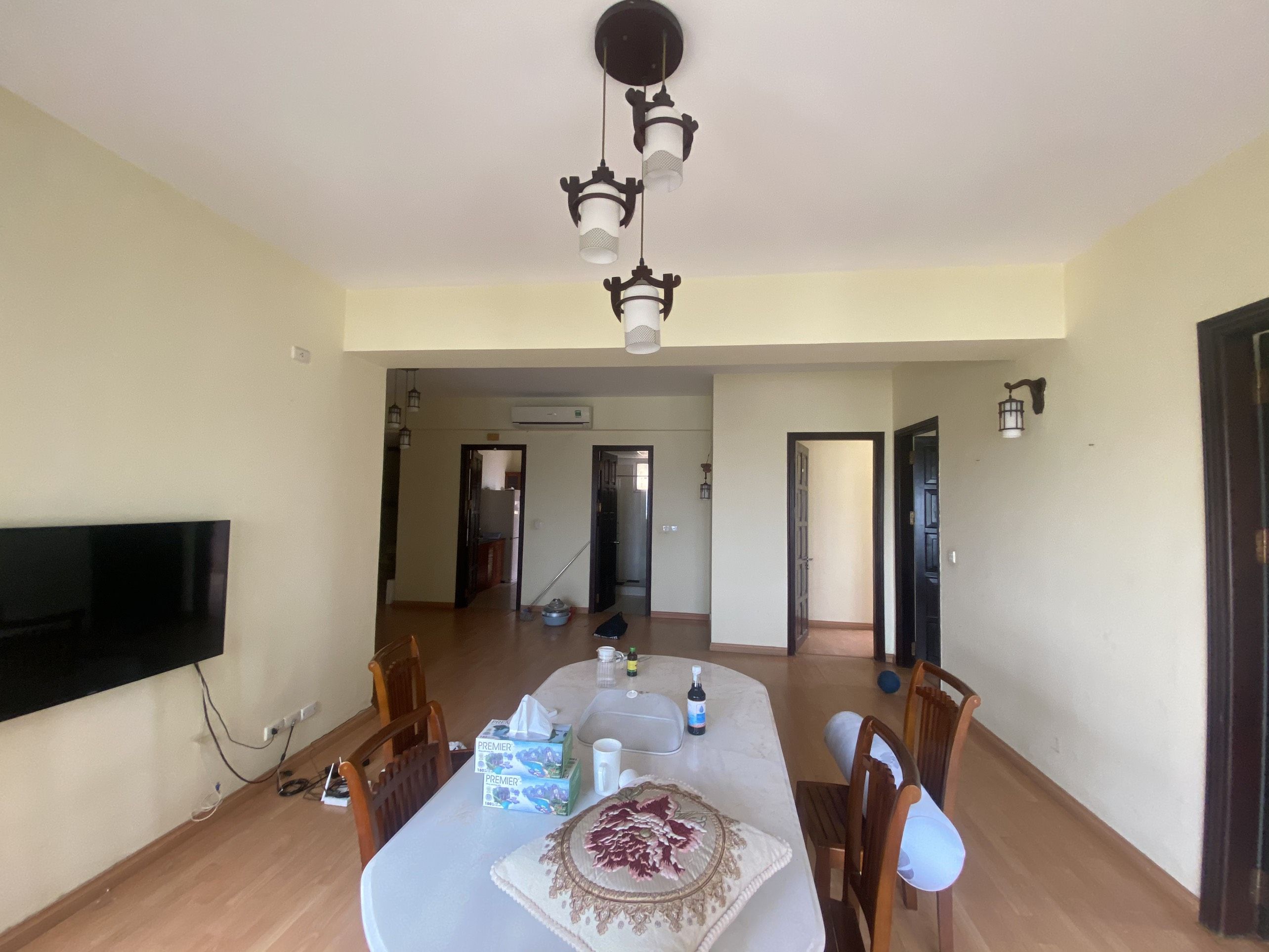 Bán gấp chung cư 153m2, 4 phòng ngủ, đủ đồ tại G3 Ciputra, quận Tây Hồ