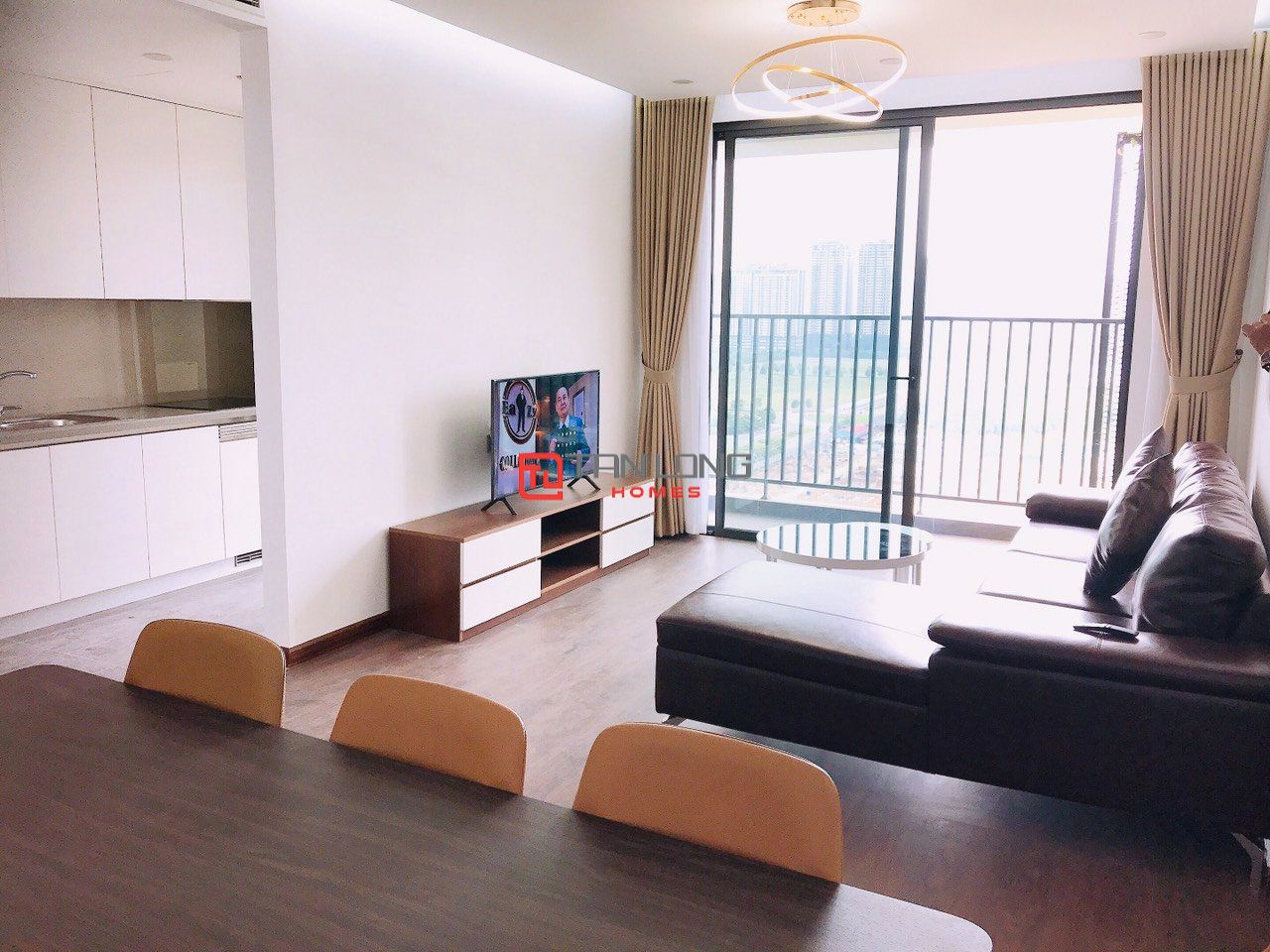Cần bán căn hộ 2PN/82.6m2 view nội khu tầng trung tòa M2 dự án 6th Element