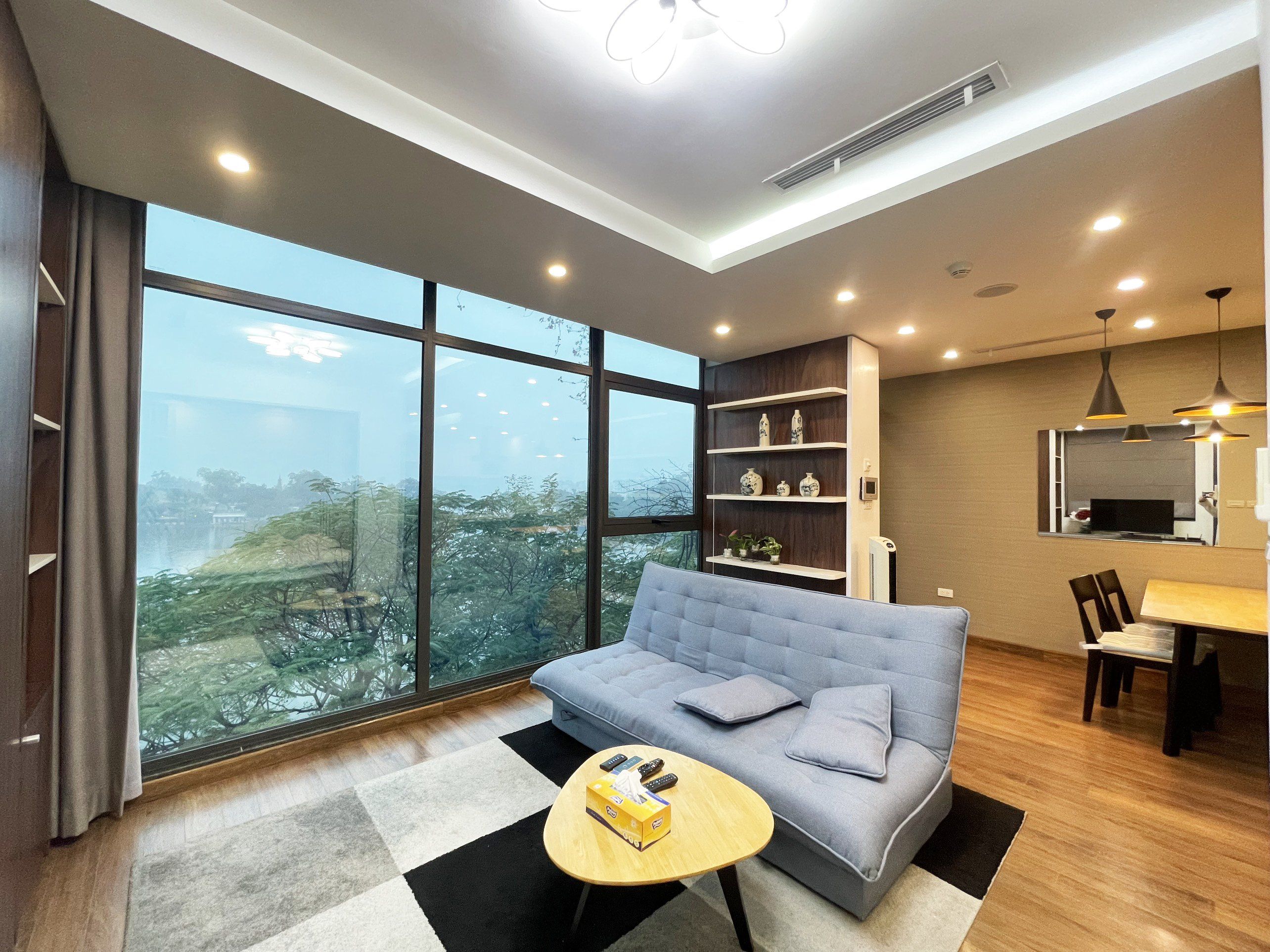 Cho thuê căn hộ dịch vụ 1 ngủ 1 vệ sinh 80m2 full đồ đẹp tại Trấn Vũ, Ba Đình