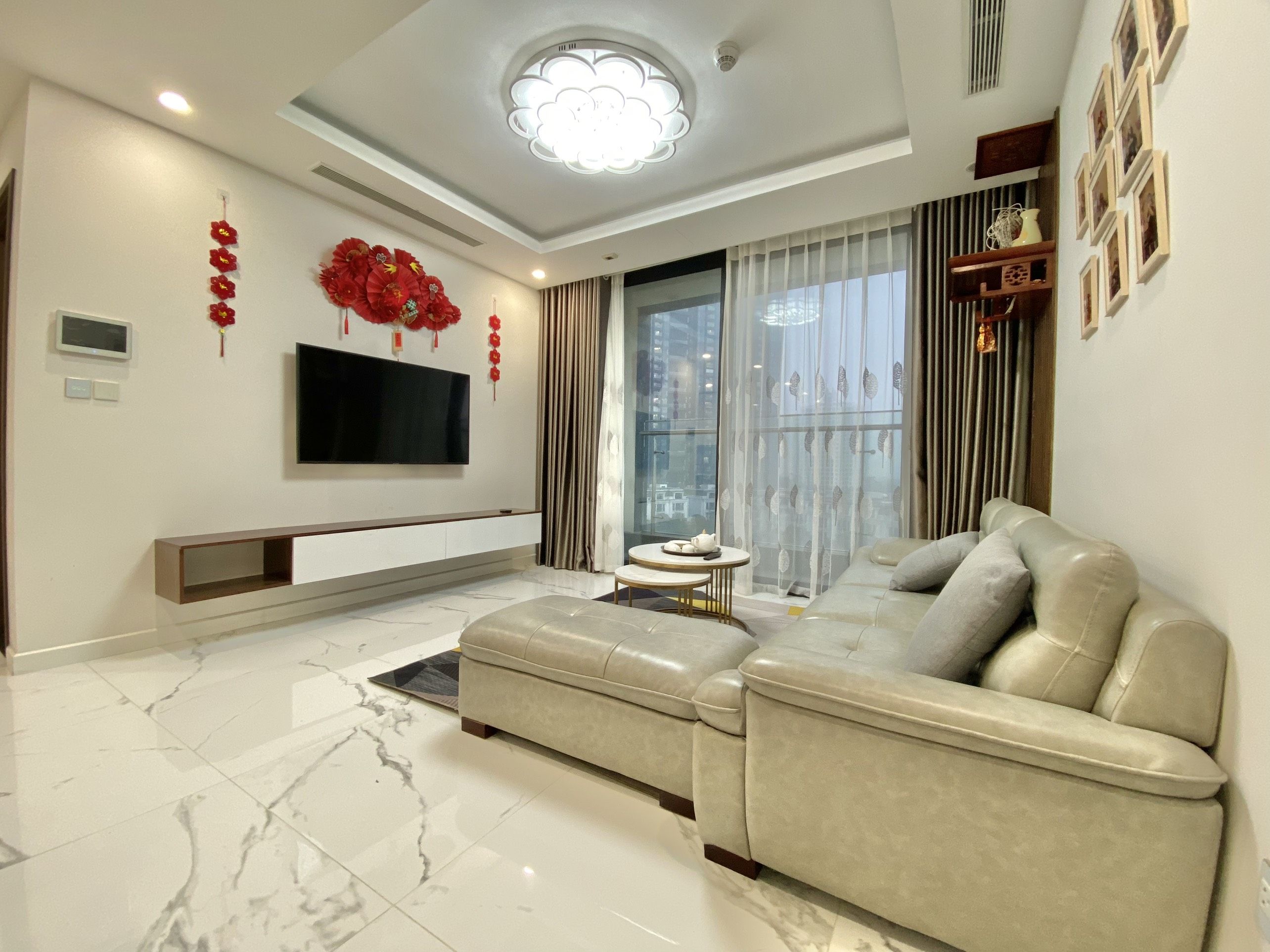 Cho thuê căn hộ 2 ngủ 99m2 full đồ đẹp tại S2 Sunshine City