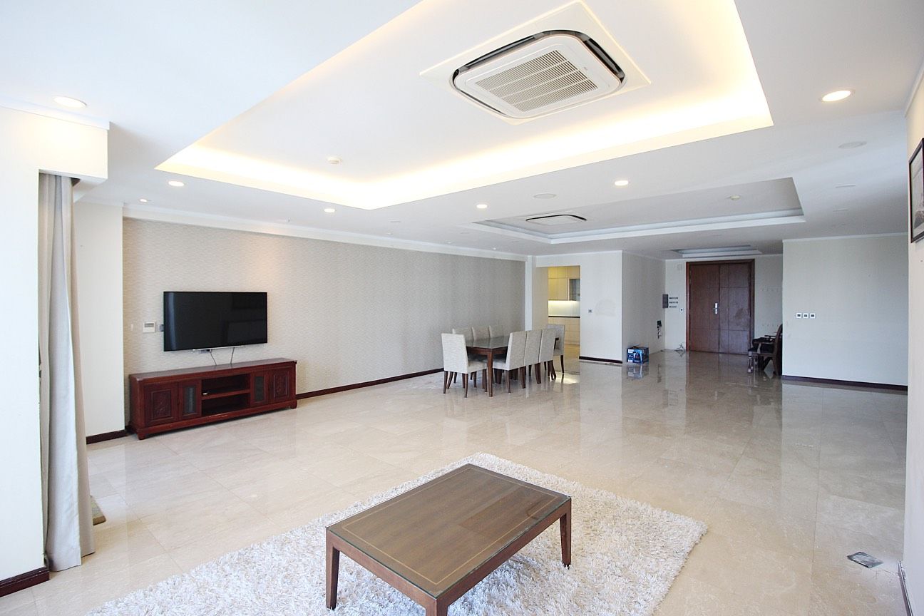 Bán căn hộ Penhouse 278m2 tại tòa E1 Ciputra, quận Tây Hồ