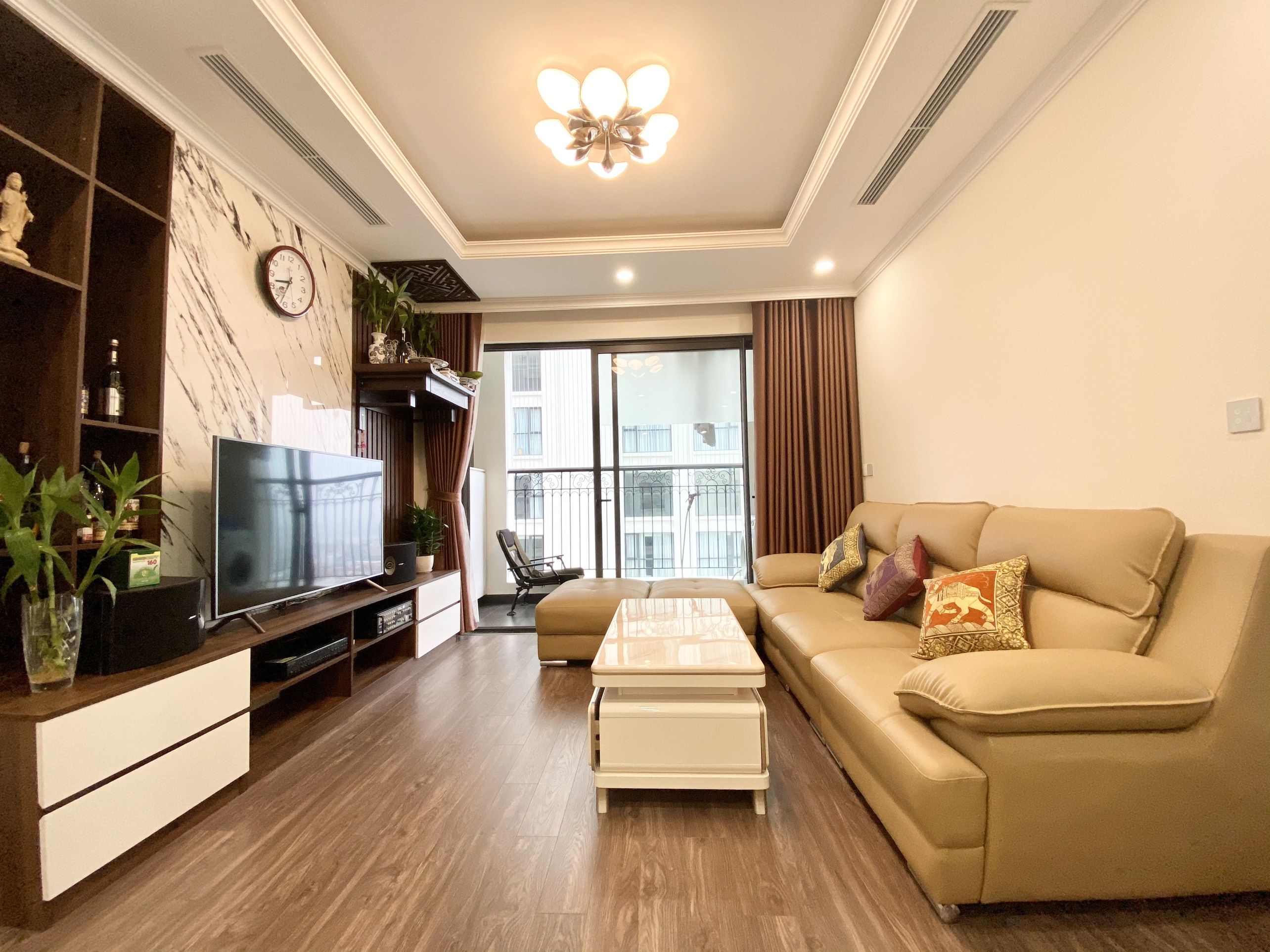 Bán căn hộ 3PN/99m2 tầng trung tòa R3 Sunshine Riverside