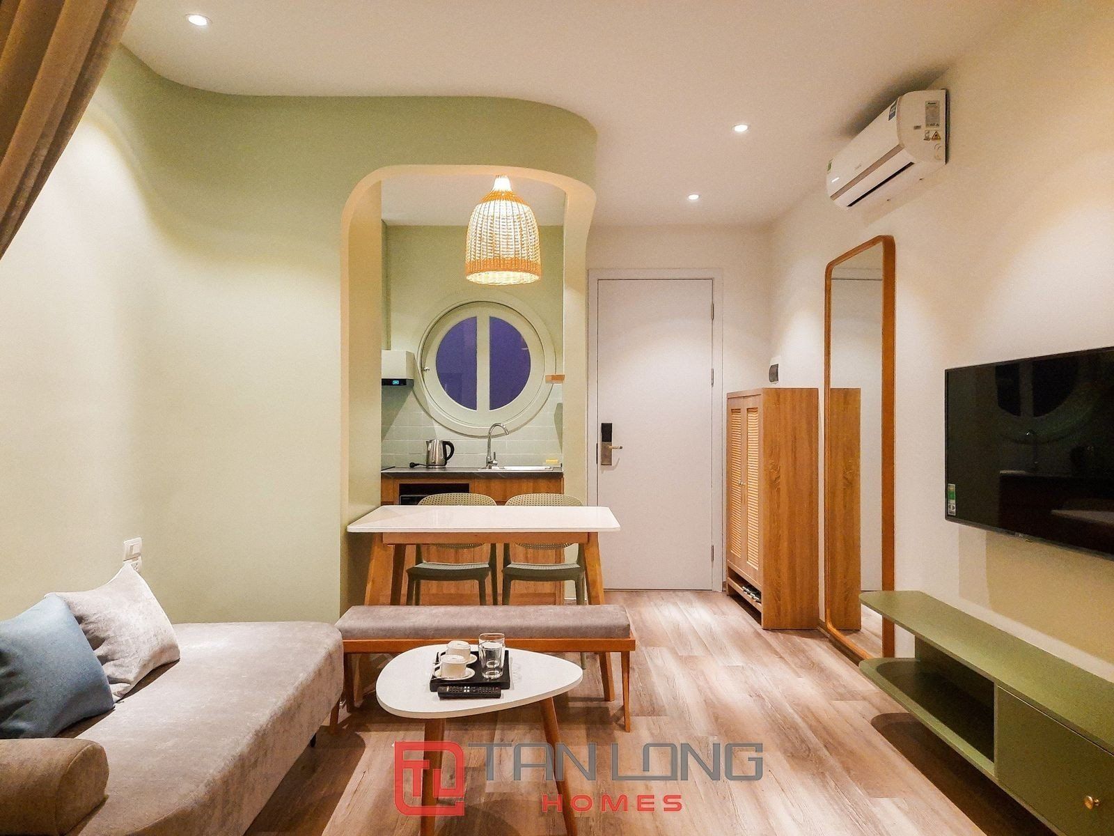 Cho thuê căn hộ Studio 40m2 full đồ mới đẹp tầng 1 Đặng Thai Mai