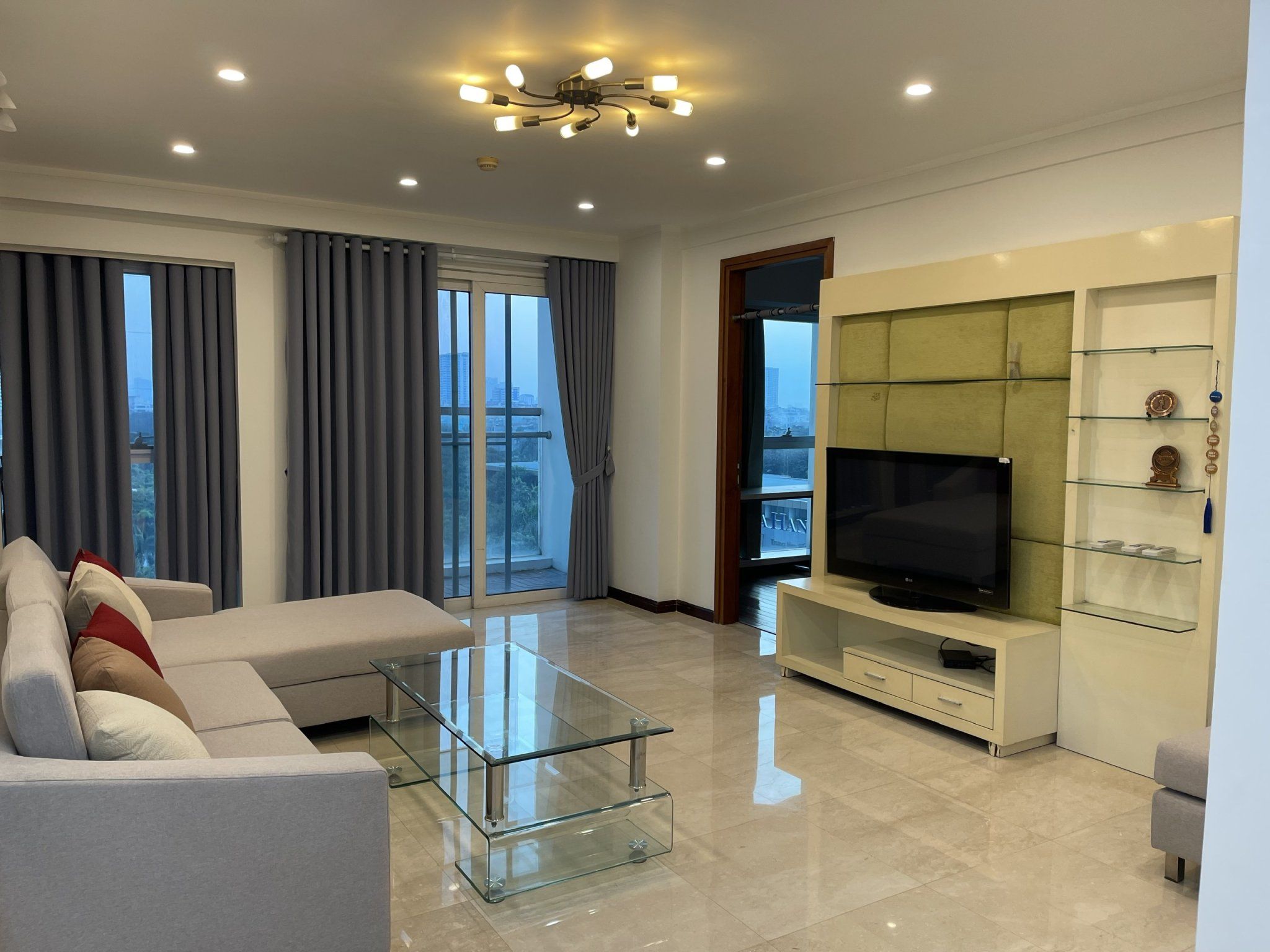 Chính chủ cần bán căn hộ chung cư L2 Ciputra, quận Tây Hồ