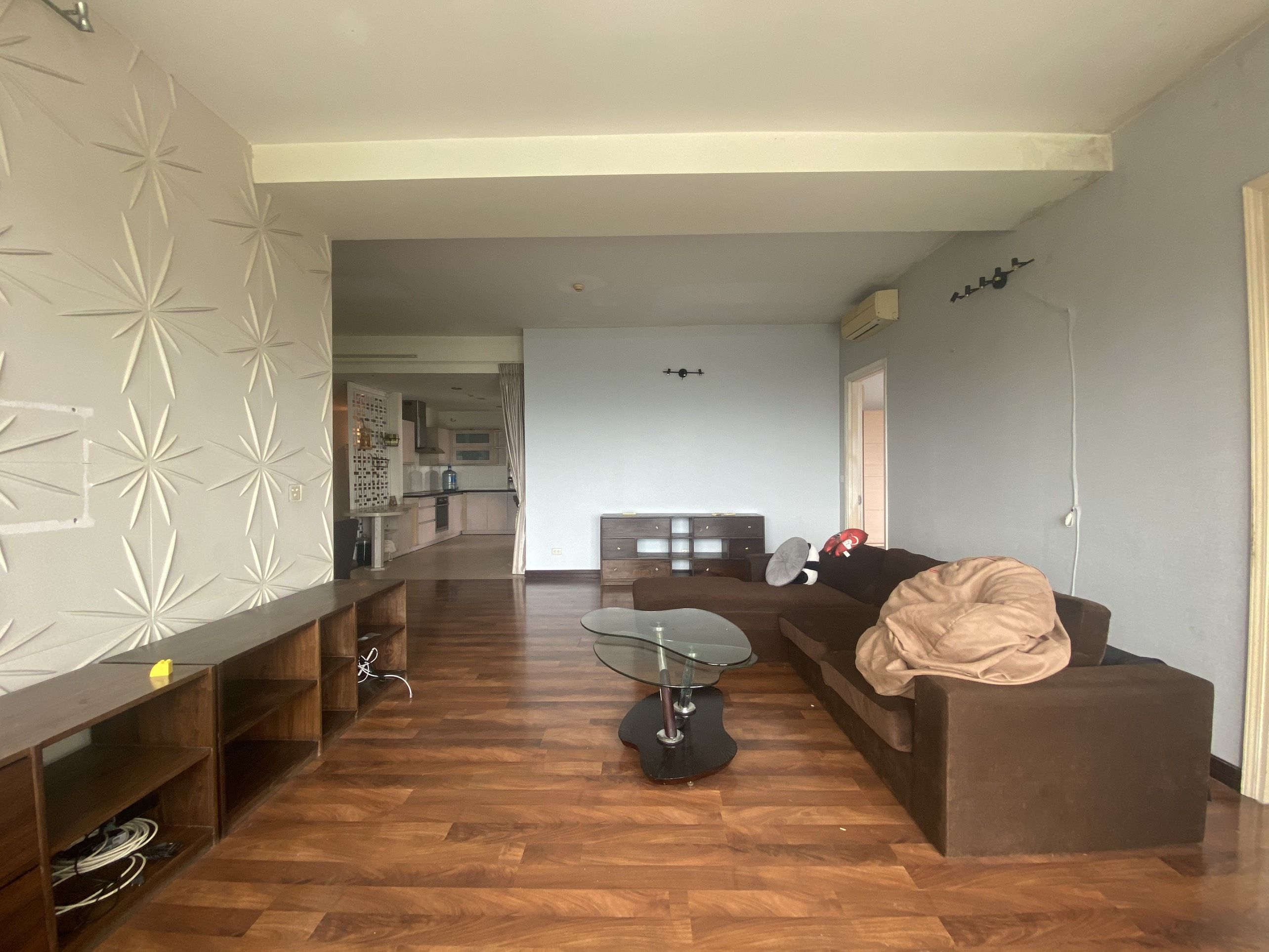 Bán chung cư 153m2, sổ đỏ chính chủ tại E1 Ciputra, quận Tây Hồ