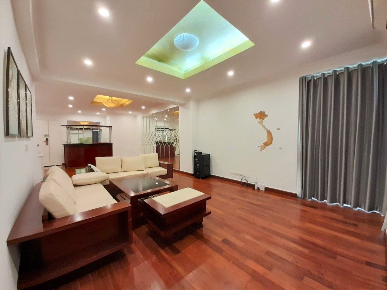 Cần bán căn hộ chung cư 3 phòng ngủ, đủ đồ tòa G3 Ciputra, quận Tây Hồ