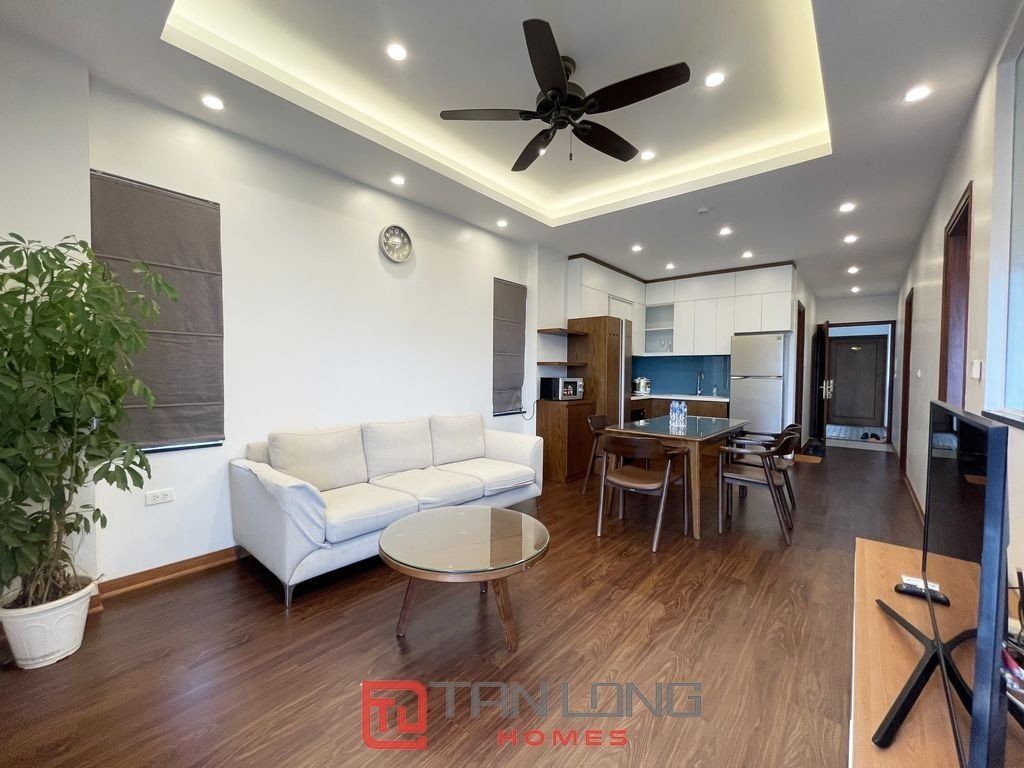Cho thuê căn hộ dịch vụ 2 ngủ 70m2 full đồ view đẹp nhất tại phố Trịnh Công Sơn