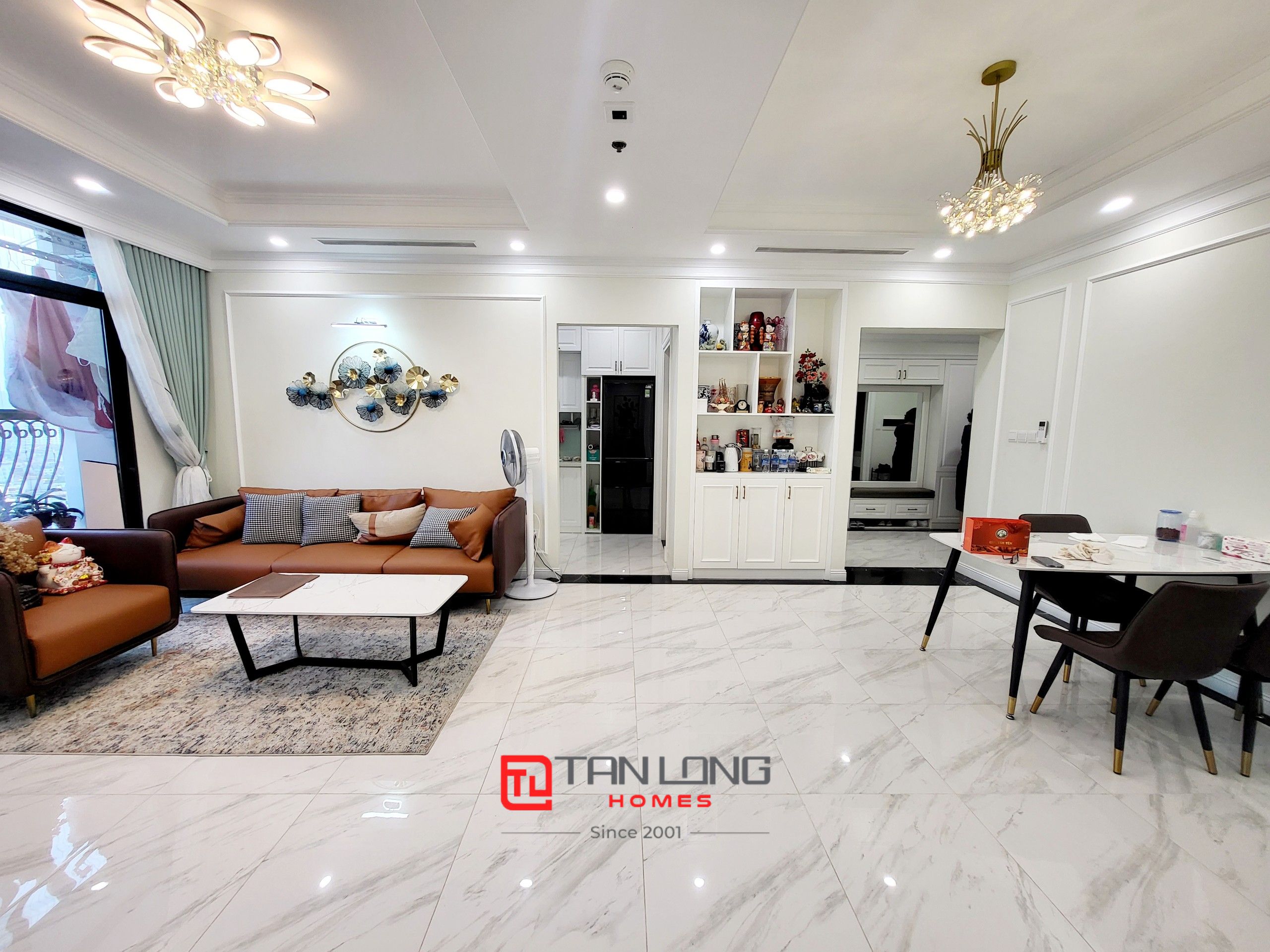 Bán chung cư cao cấp Hateco Laroma: Căn góc 3 ngủ 110m2 tầng trung full đồ nhập khẩu