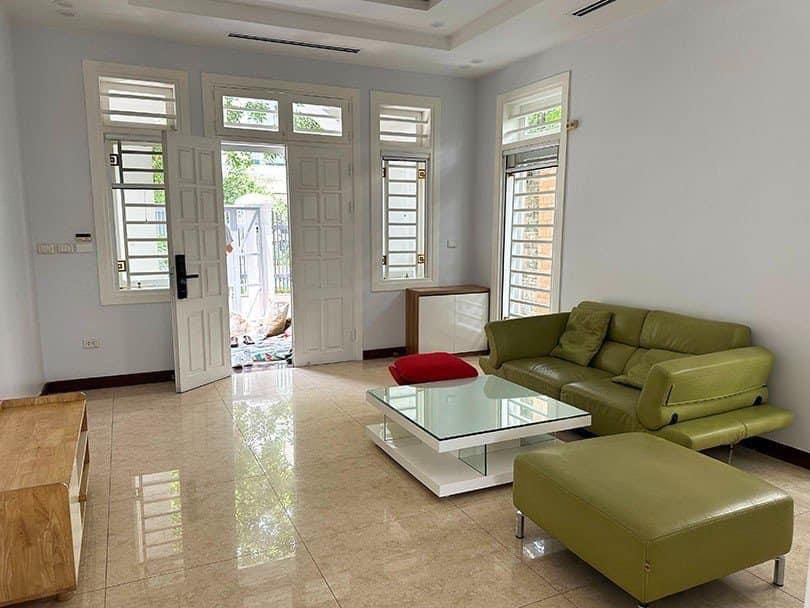 Chính chủ cho thuê biệt thự C5 Ciputra: 4PN/230m2 full đồ vị trí đẹp