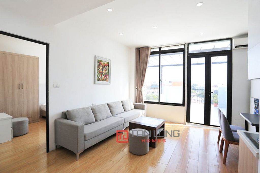 Trống căn hộ dịch vụ Âu Cơ, Tây Hồ: 1PN/70m2 full đồ mới view thành phố siêu đẹp