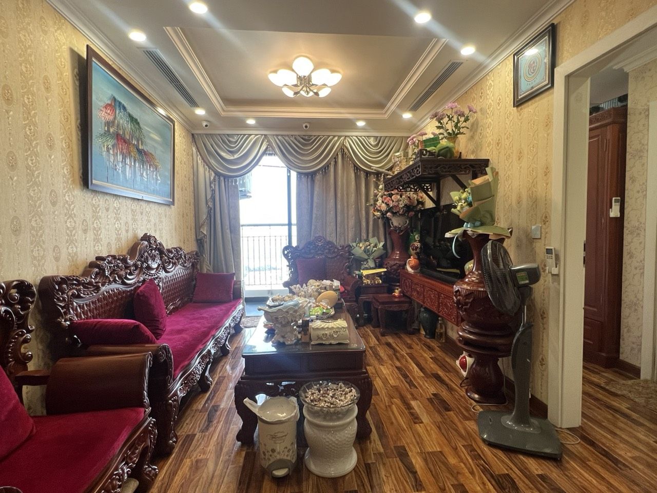 Bán căn hộ 2 ngủ, DT 80m2 View Sông Hồng chung cư Sunshine Riverside